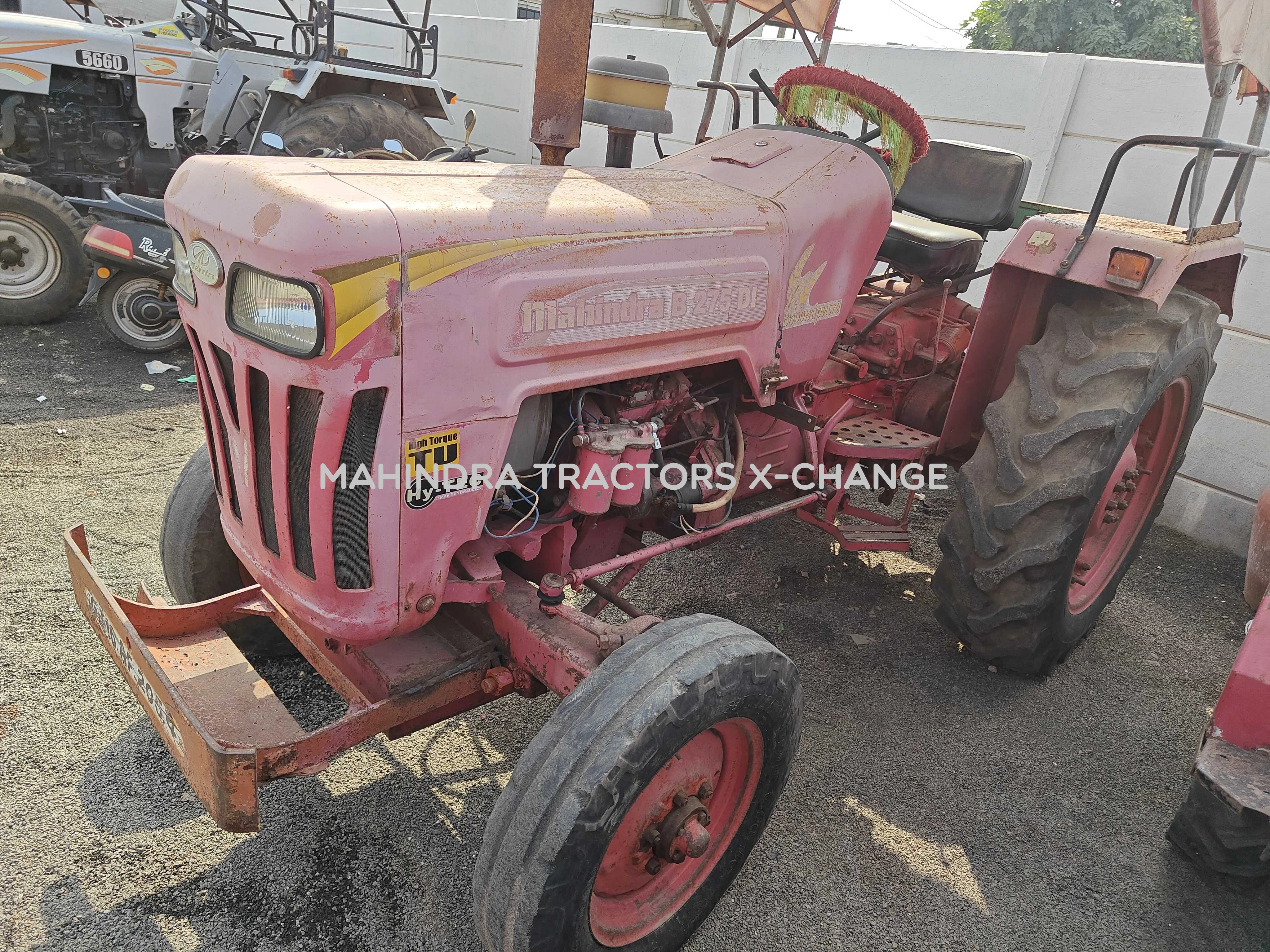 2011 Mahindra 275 DI TU-2