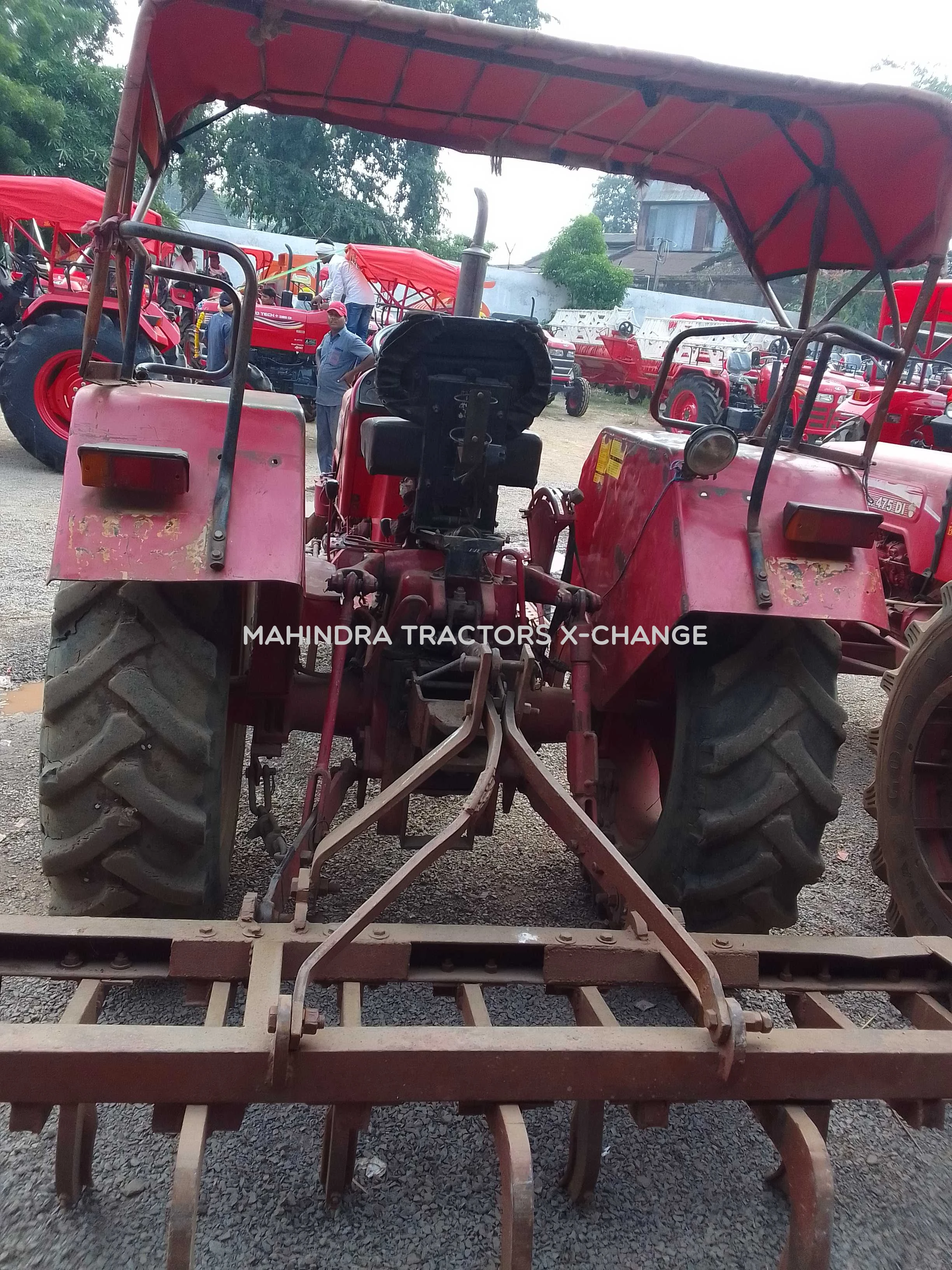 2011 Mahindra 475 DI-4