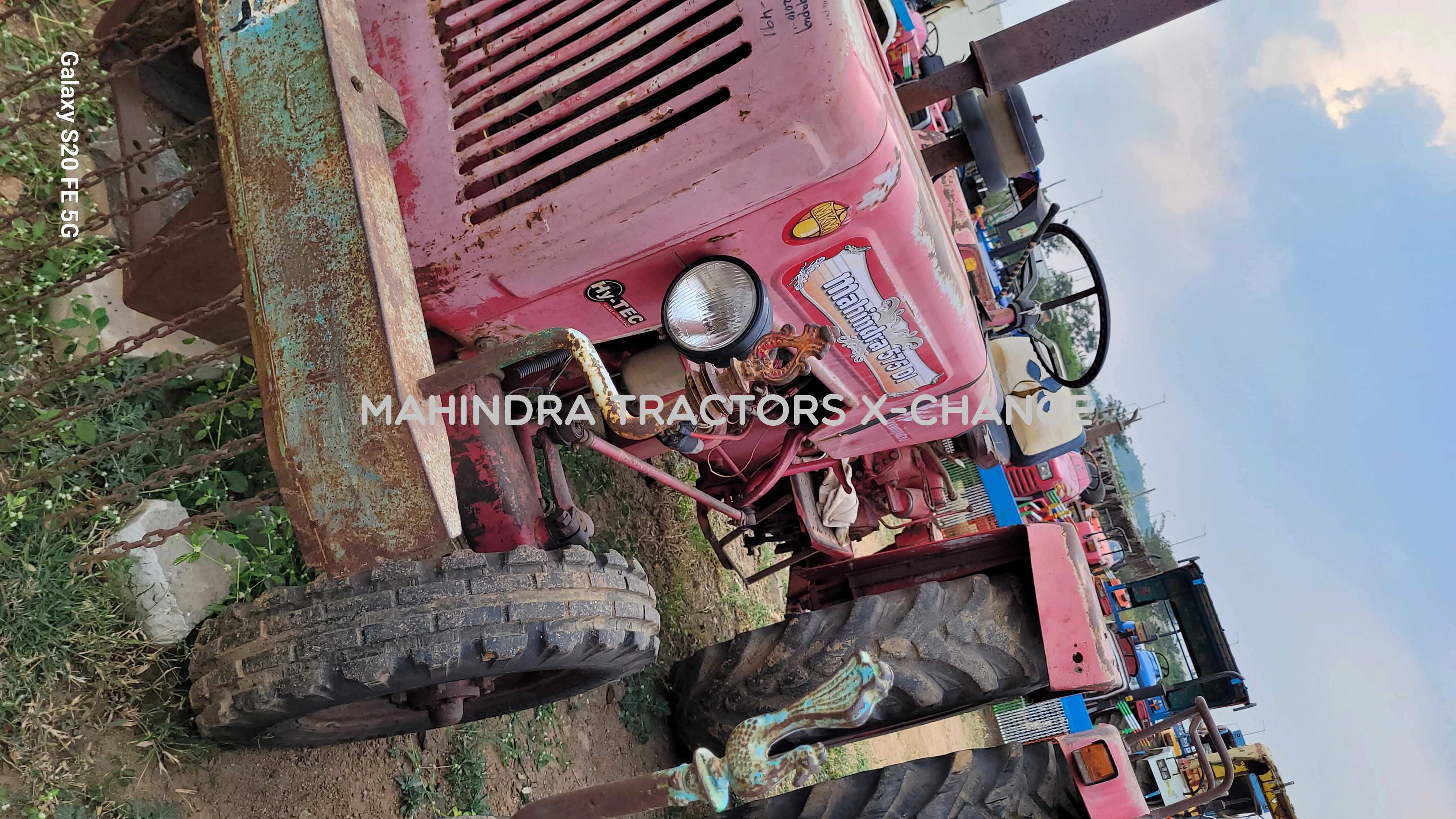 2011 Mahindra 575 DI-3