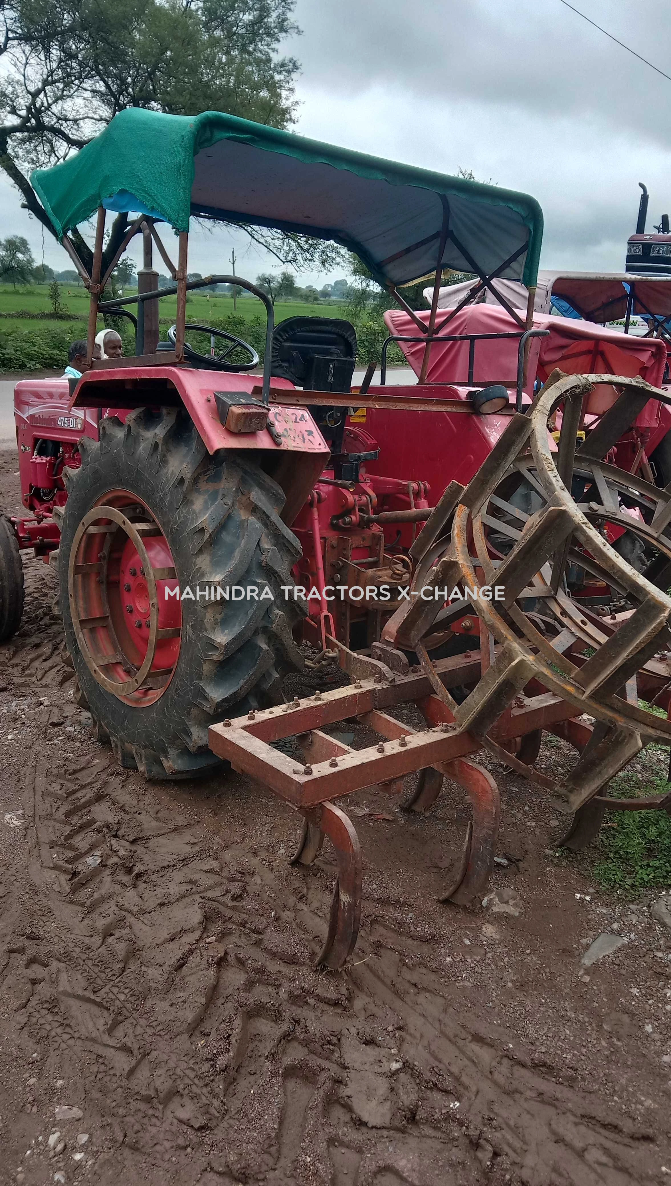 2013 Mahindra 475 DI-3