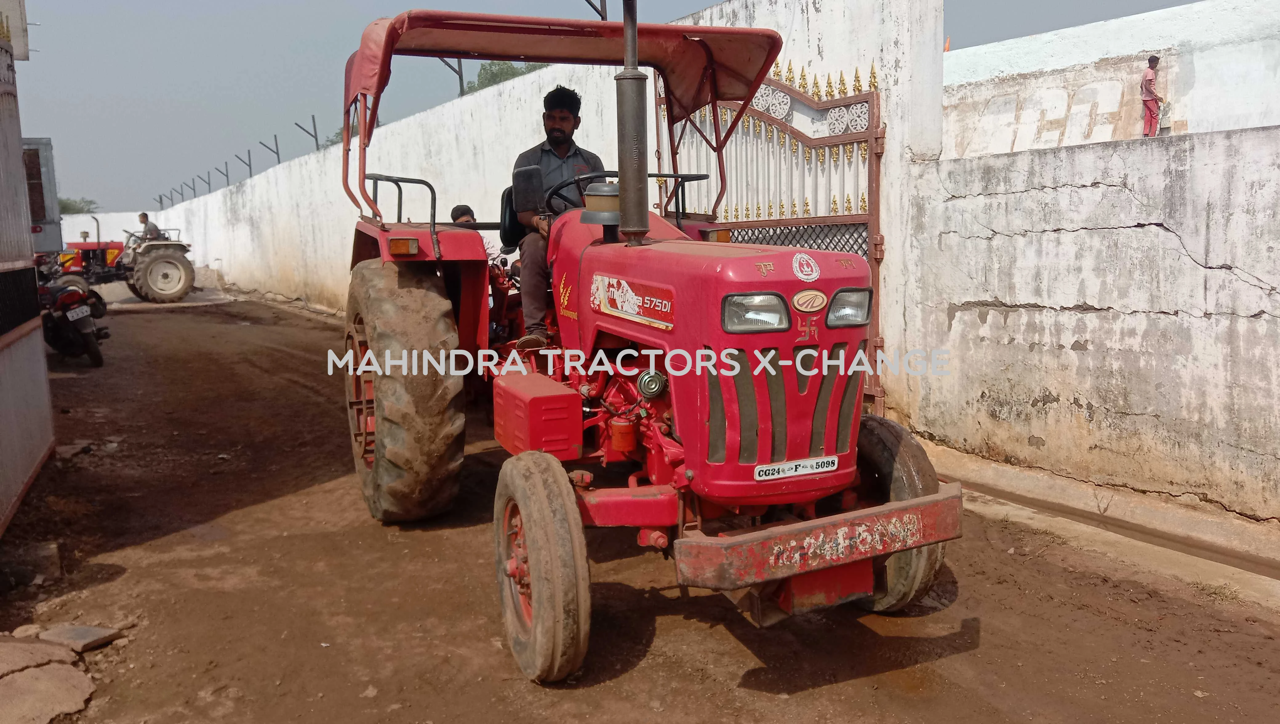 2016 Mahindra 575 DI-1