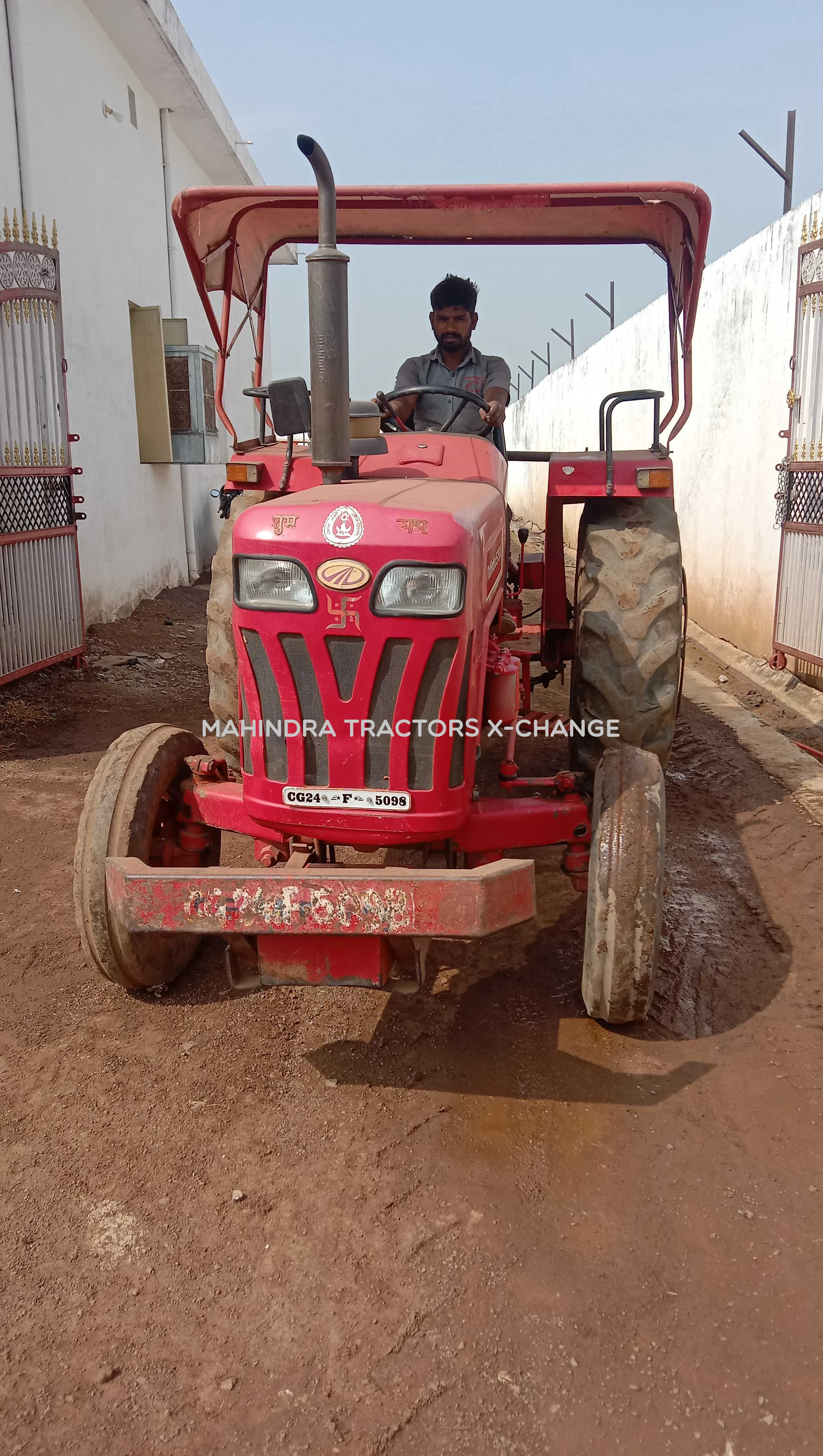 2016 Mahindra 575 DI-4