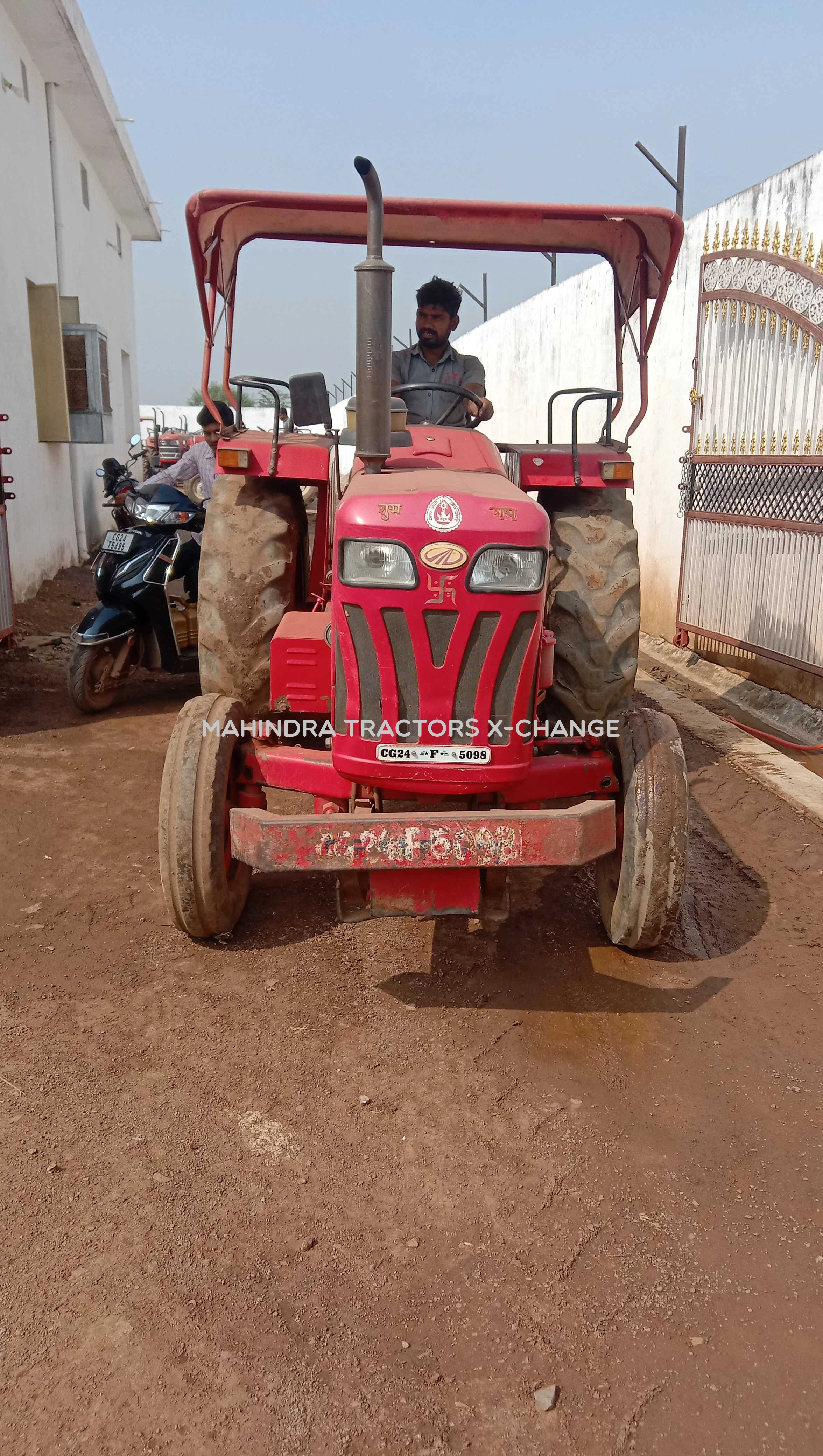 2016 Mahindra 575 DI-2