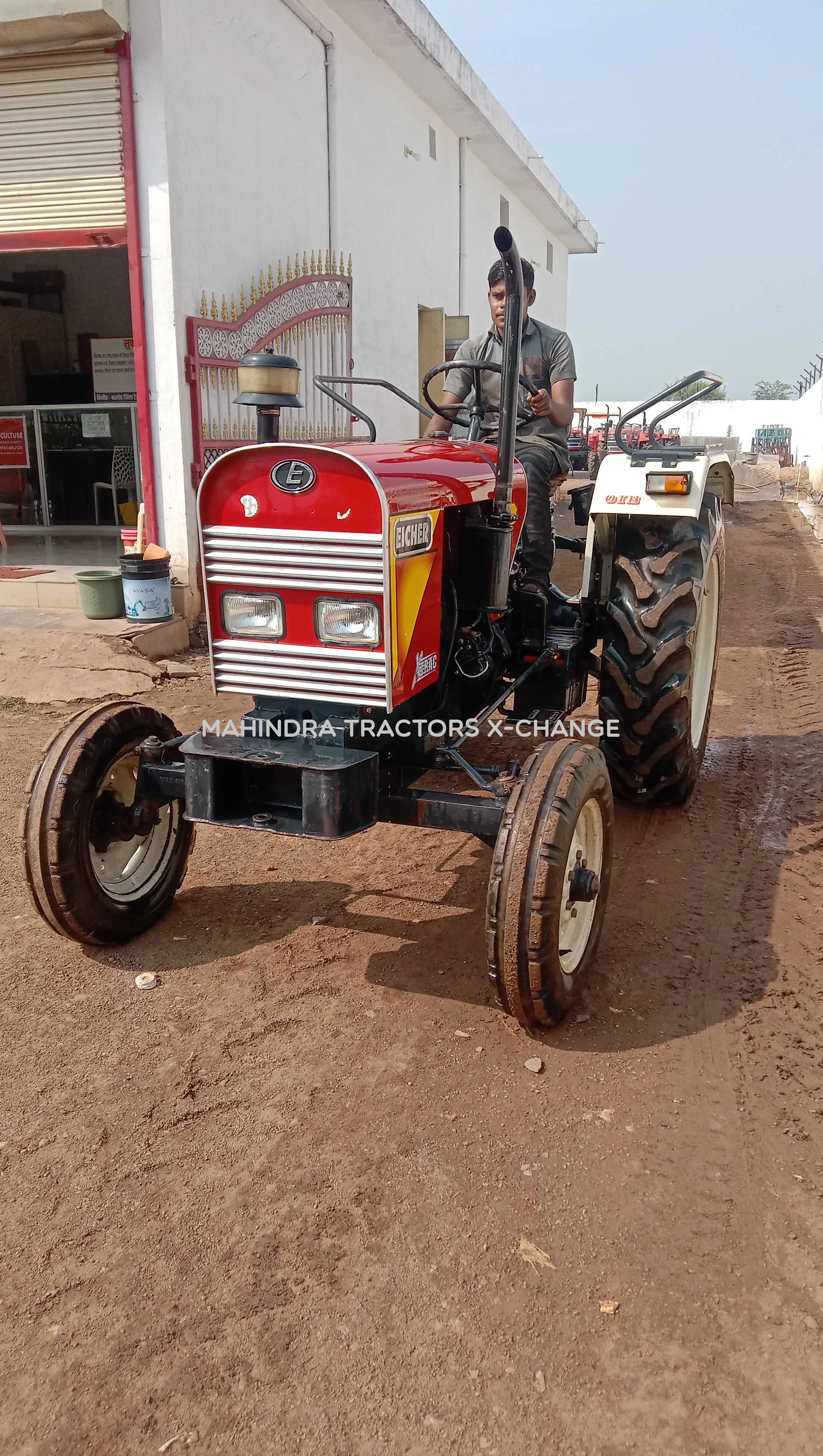 2019 Eicher 242-3