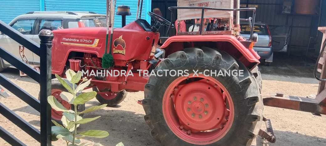 2017 Mahindra 575 DI-5