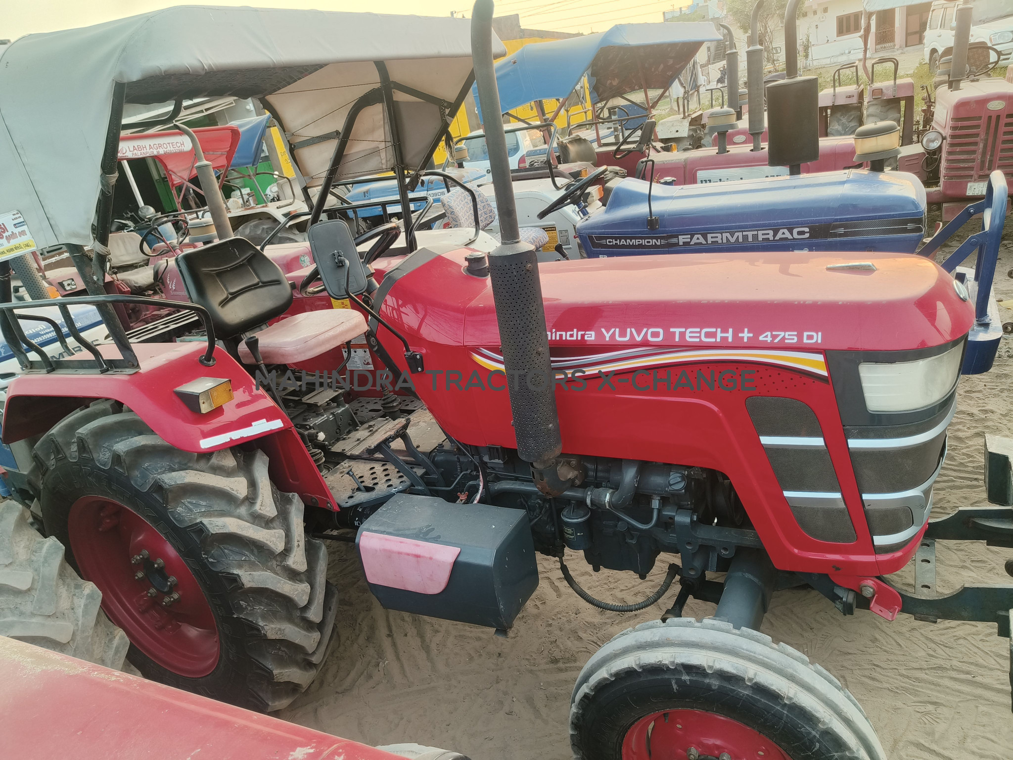2022 Mahindra YUVO TECH + 475DI-2