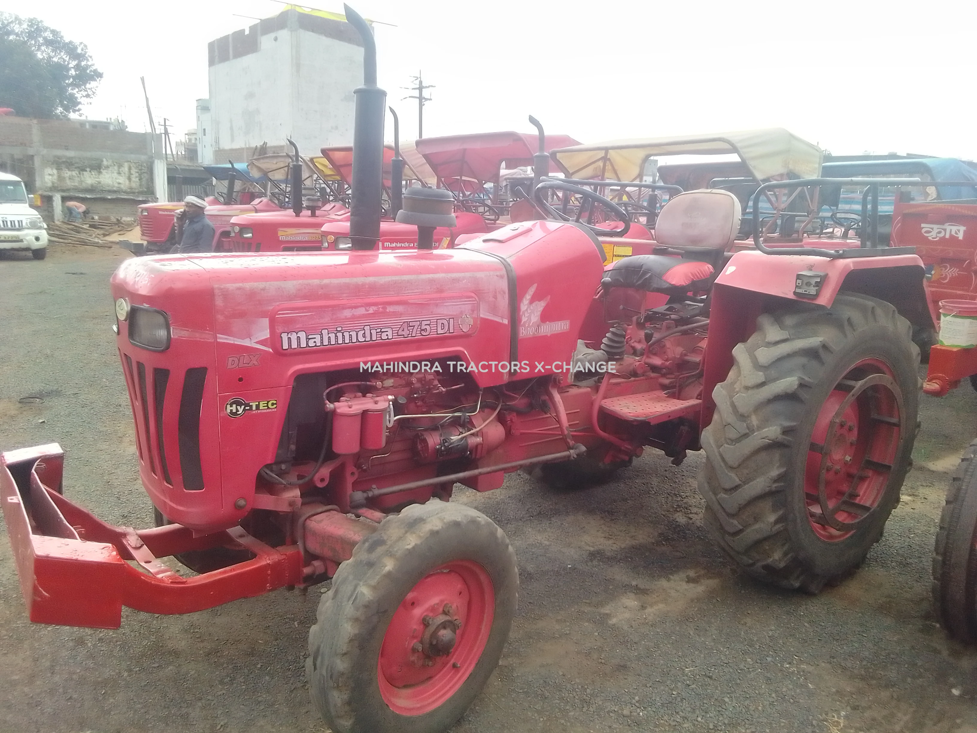 2011 Mahindra 475 DI-1