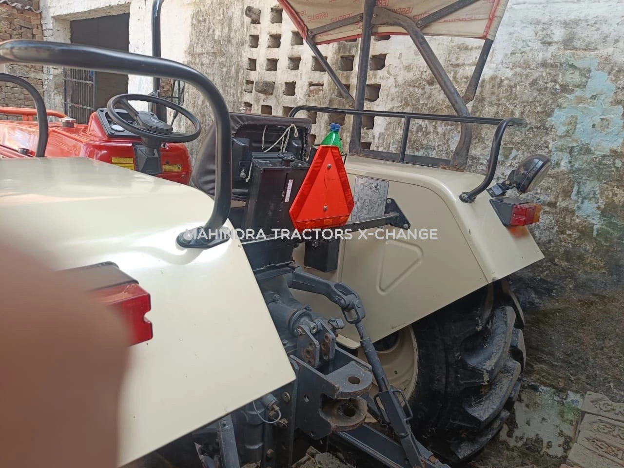 2018 Swaraj 855 FE-4