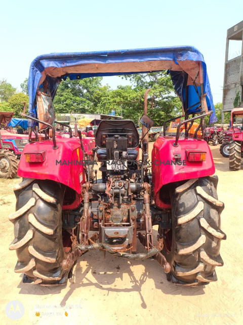 2021 Mahindra YUVO 585 DI 4WD-3