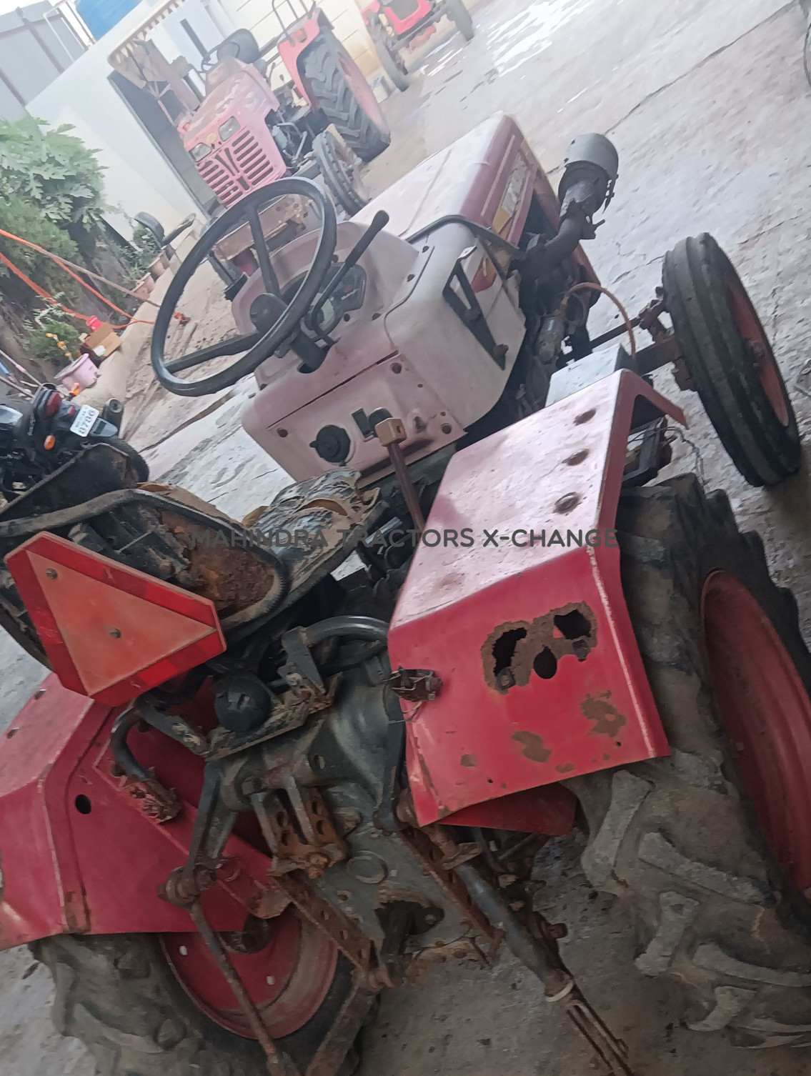 2011 Mahindra 215 Yuvraj-4