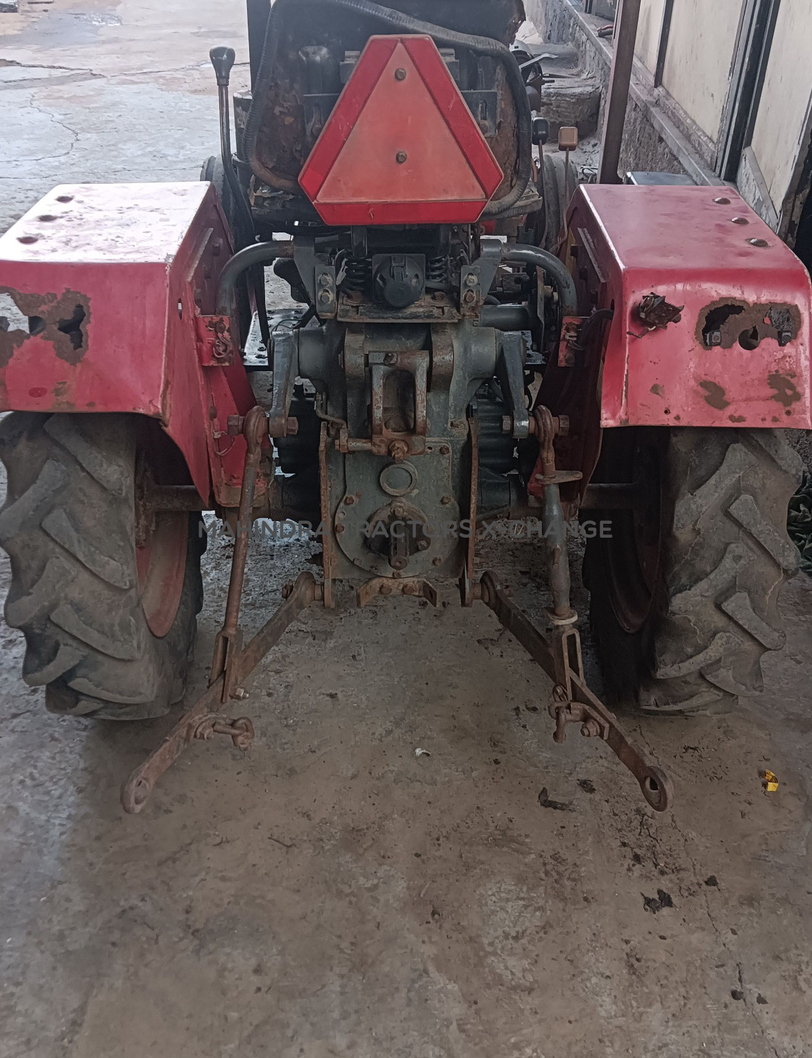 2011 Mahindra 215 Yuvraj-3