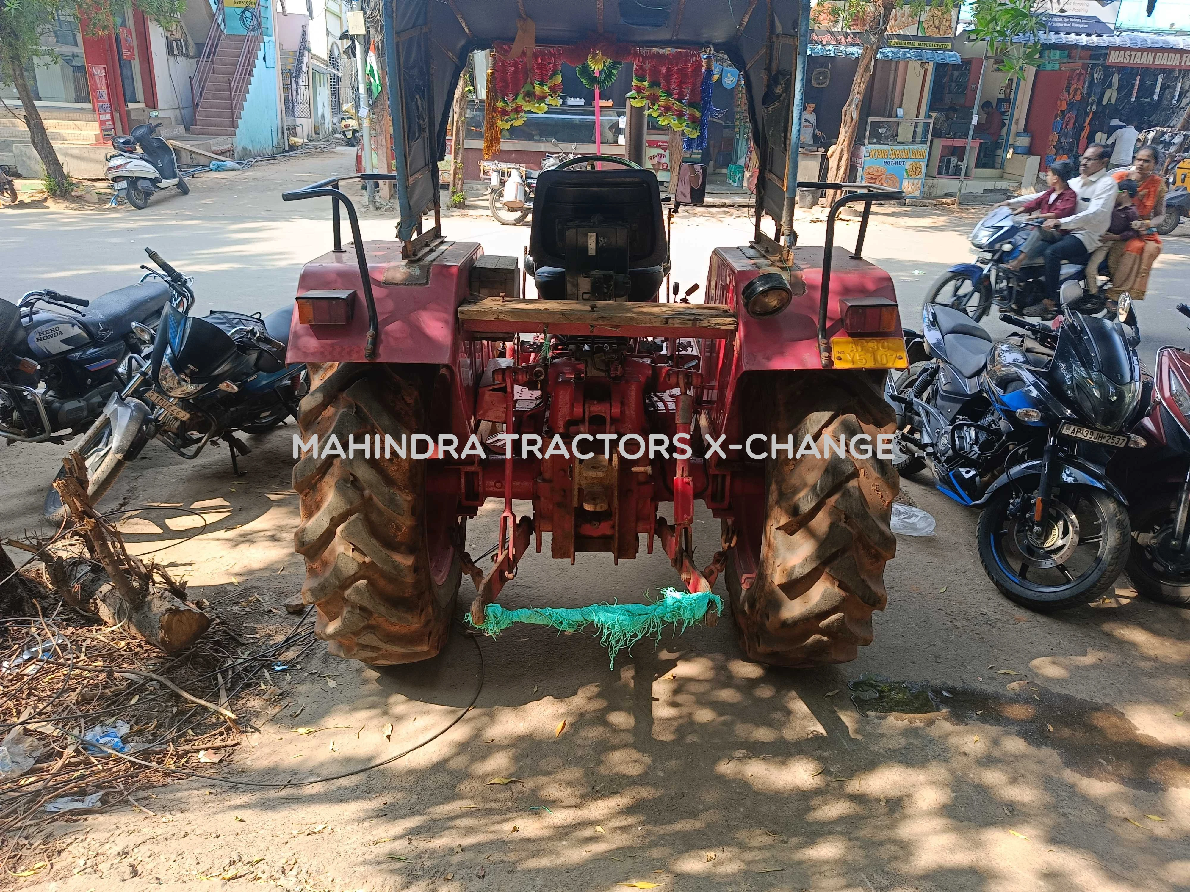 2016 Mahindra 475 DI-1