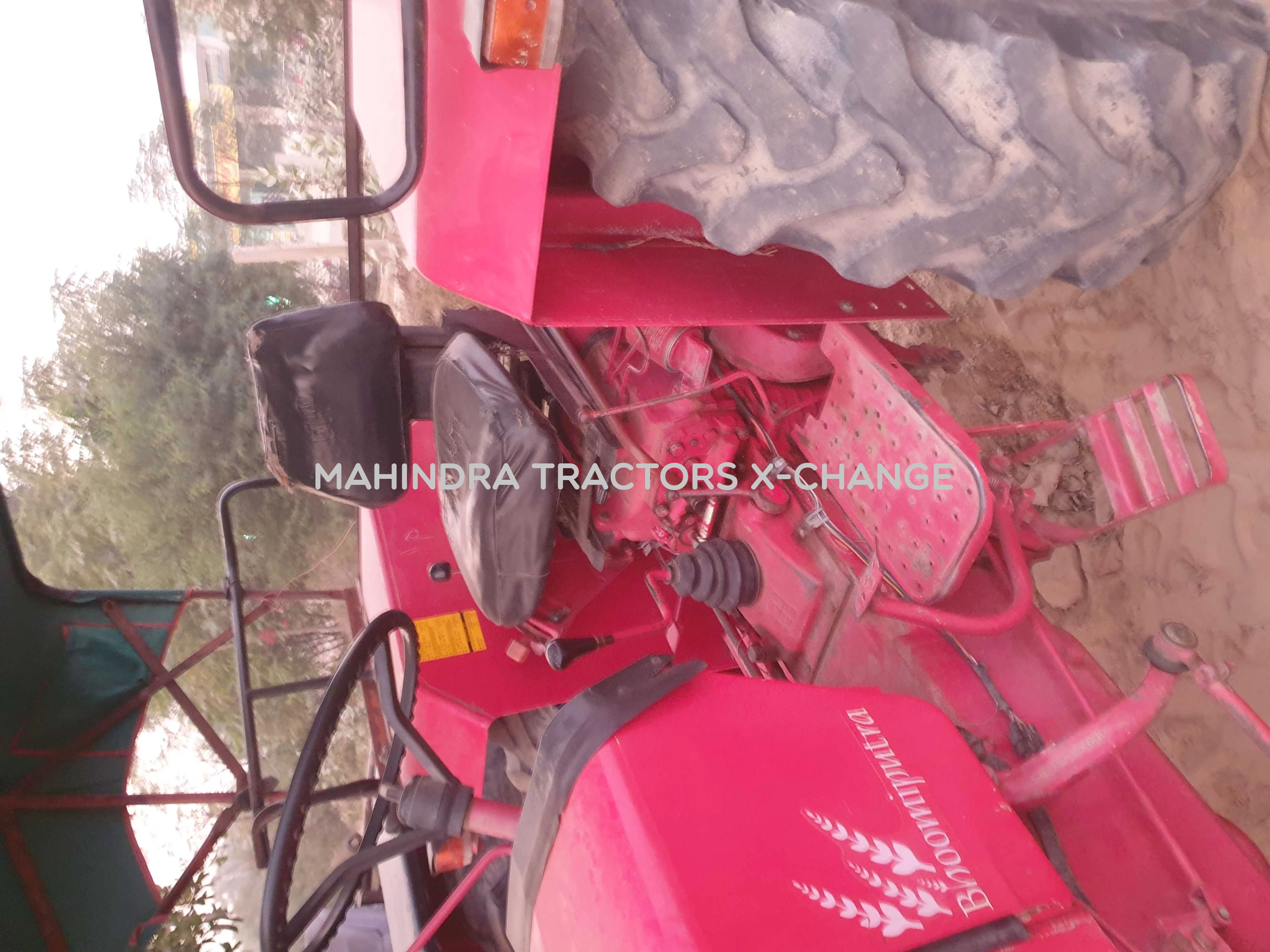 2011 Mahindra 575 DI-4