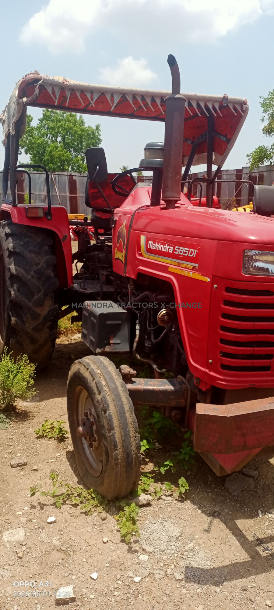 2019 Mahindra 585 DI NST-4