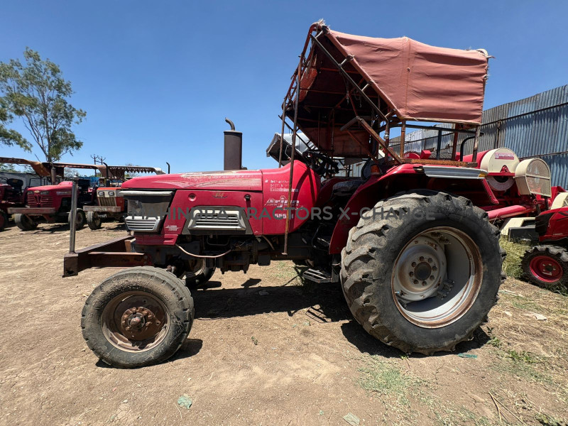 2011 Mahindra 555 ULTRA-3