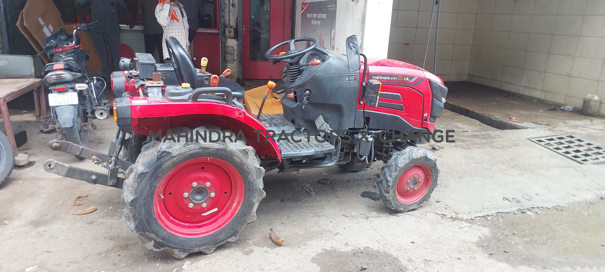 2024 Mahindra OJA 2121-4