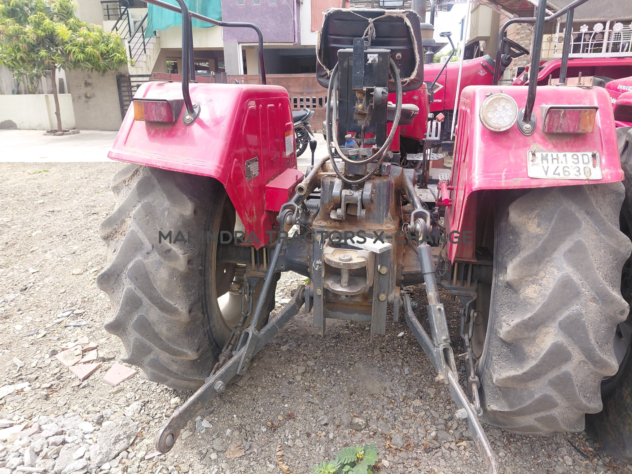 2022 Mahindra 585 DI Sarpanch-3