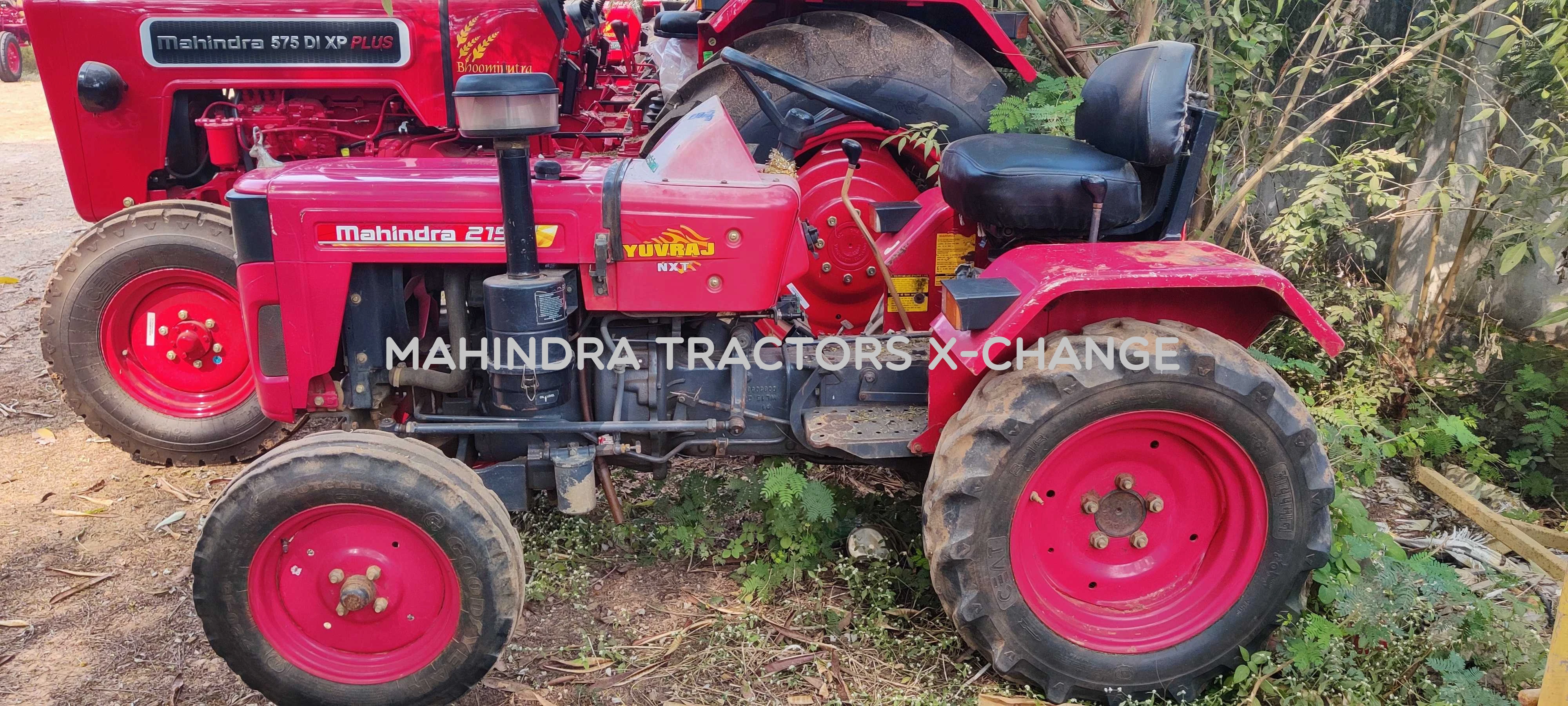 2017 Mahindra 215 Yuvraj NXT-2