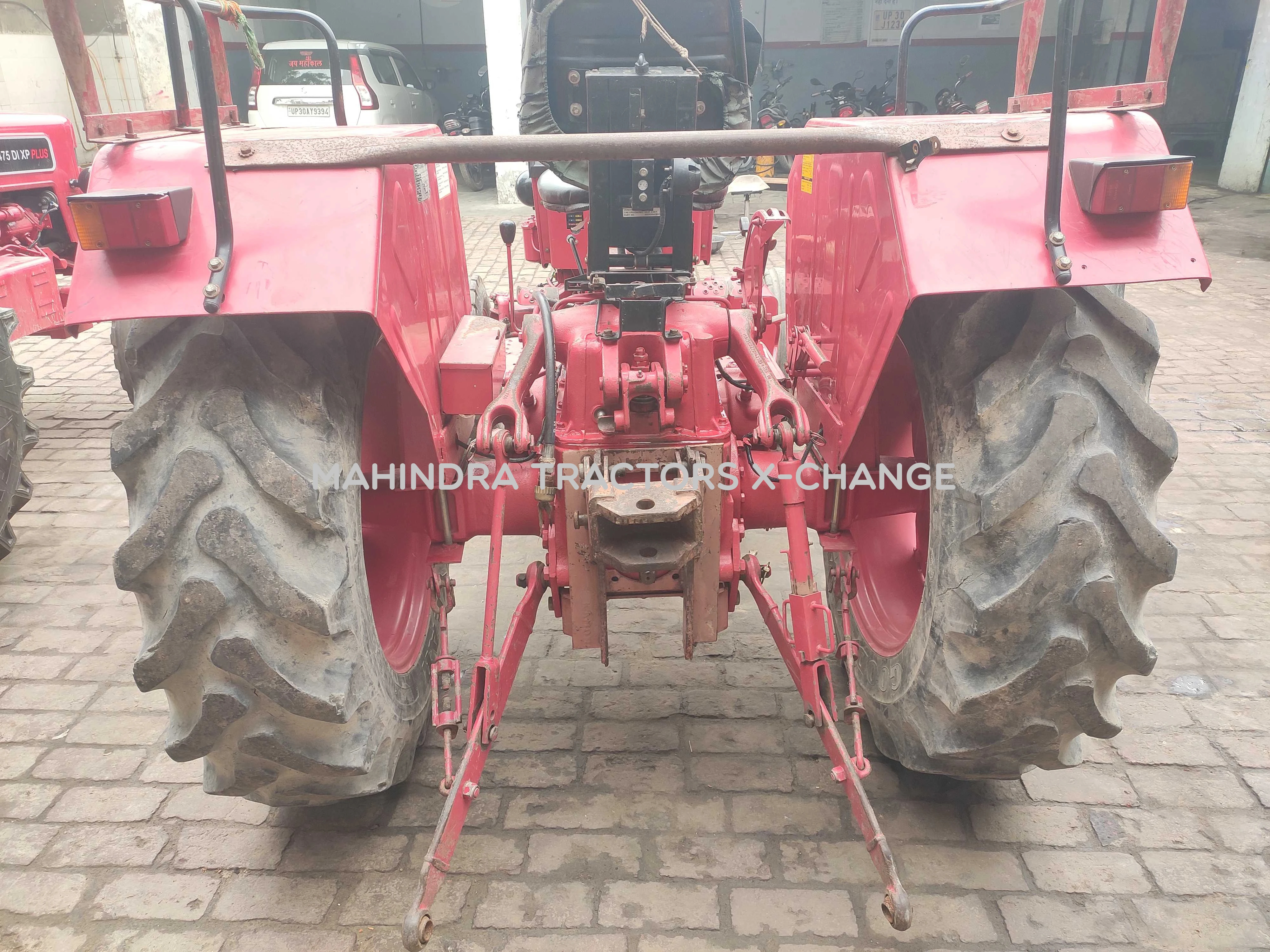 2017 Mahindra 475 DI-4