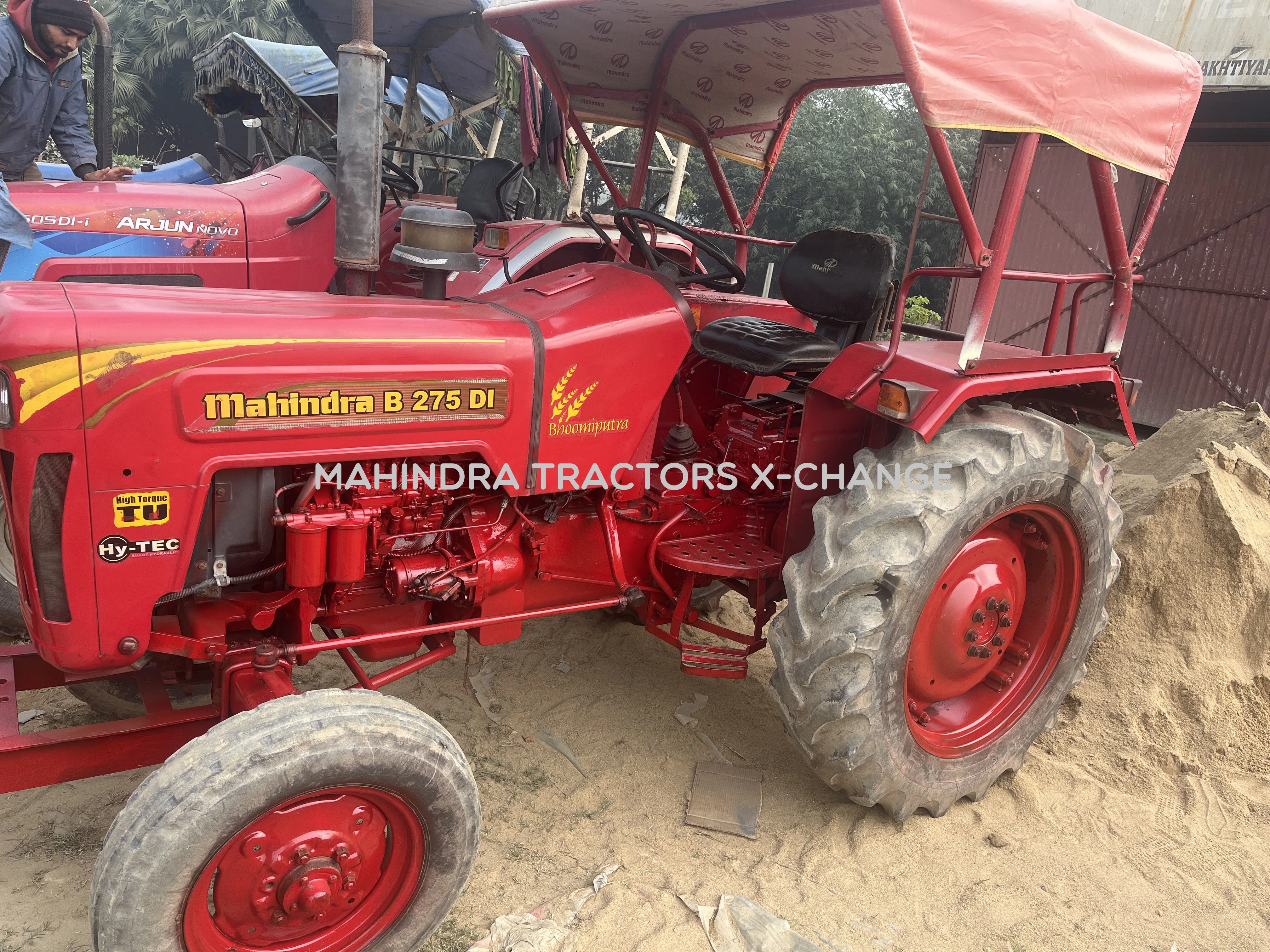 2010 Mahindra 275 DI-2