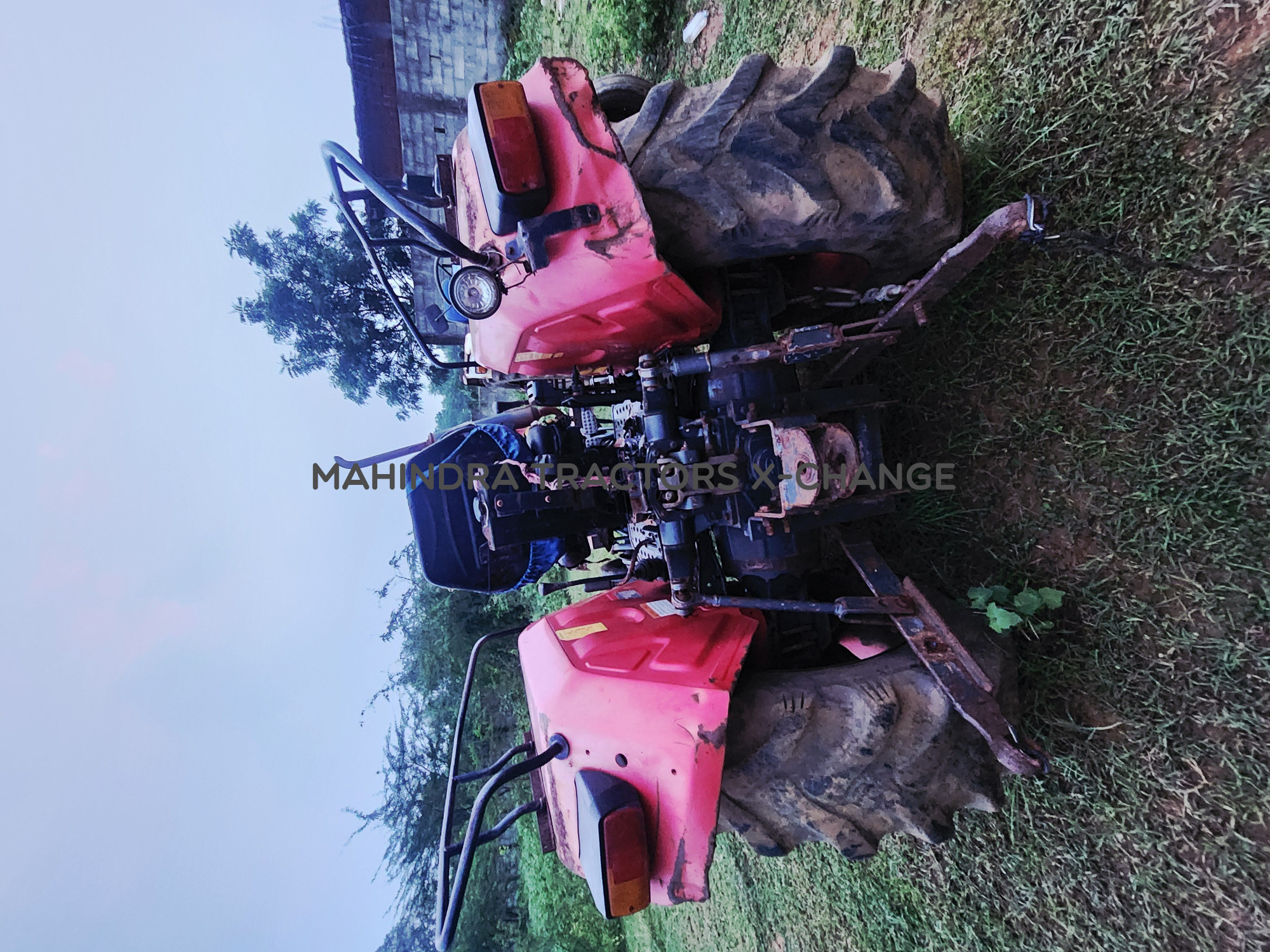 2017 Mahindra 275 DI-4