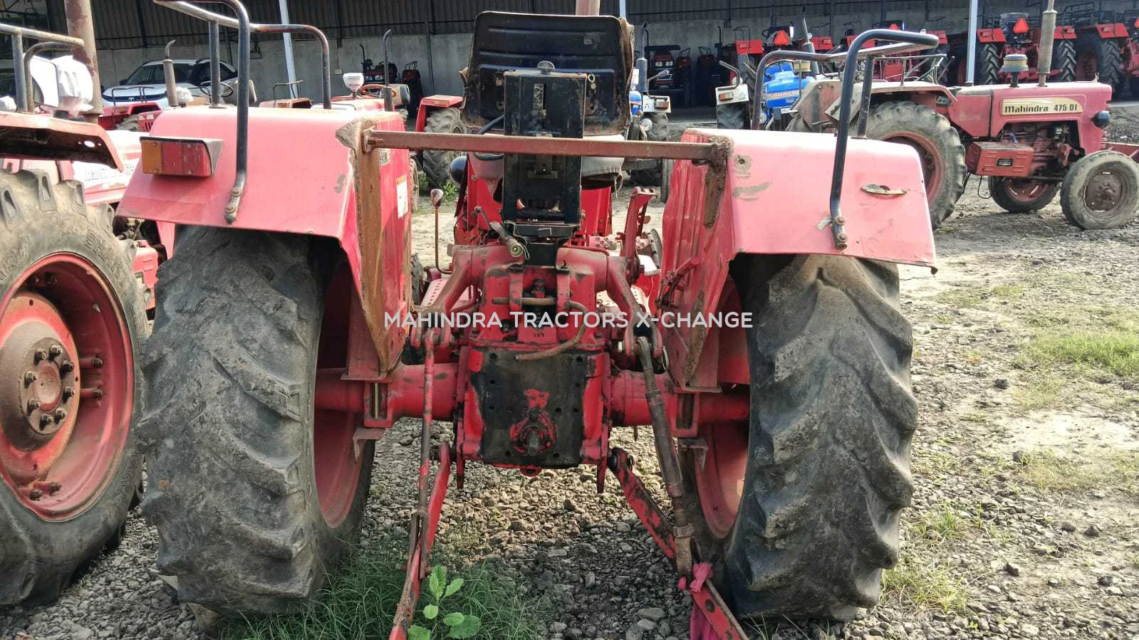 2018 Mahindra 475 DI-1