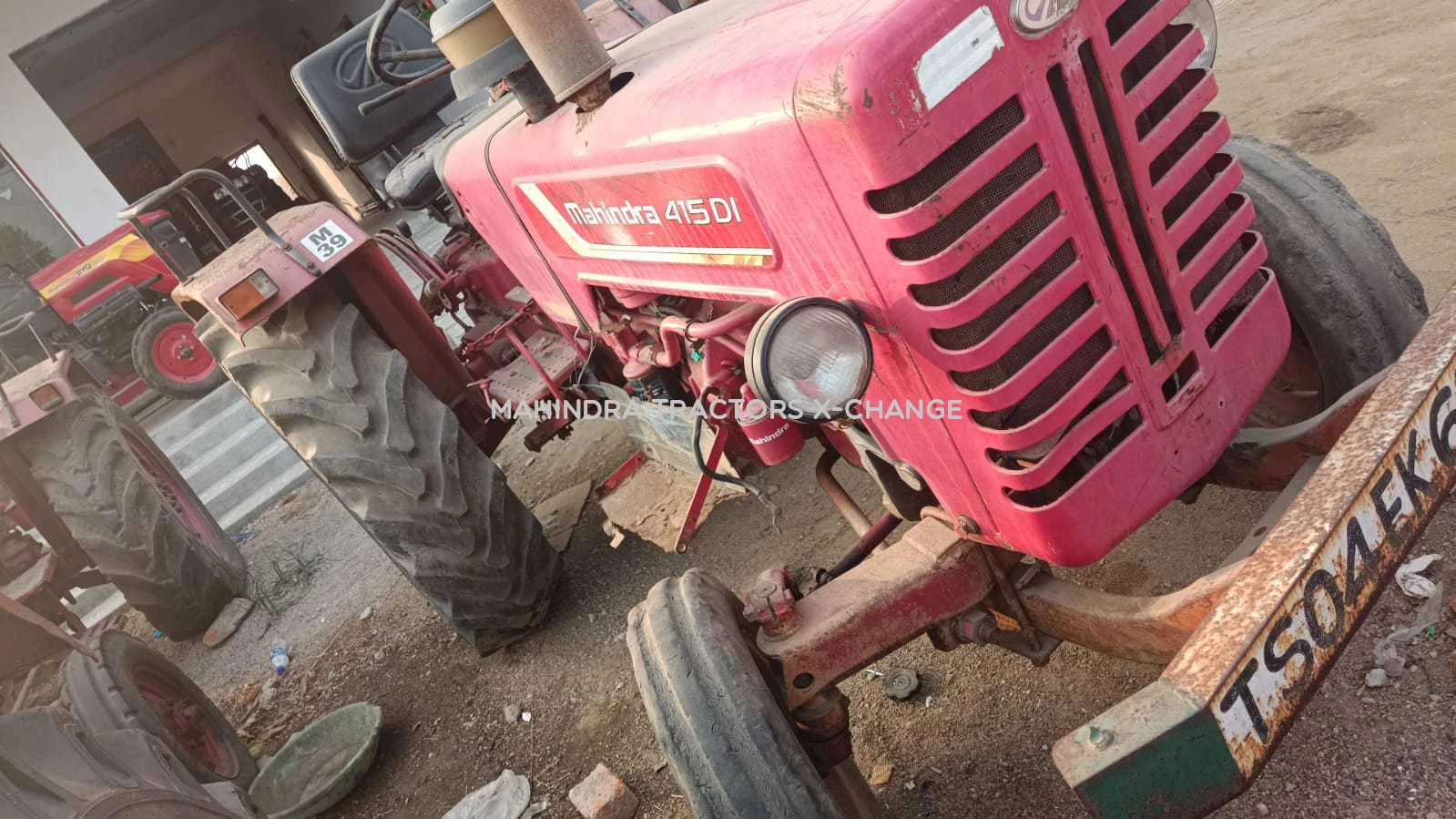 2015 Mahindra 415 DI-2