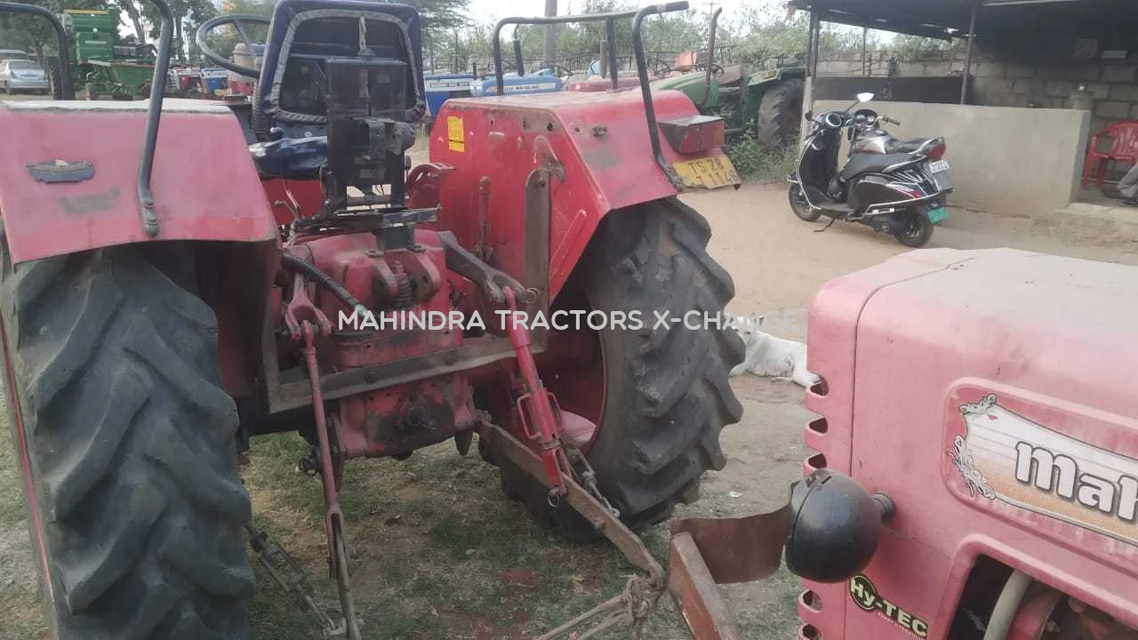 2016 Mahindra 575 DI-1