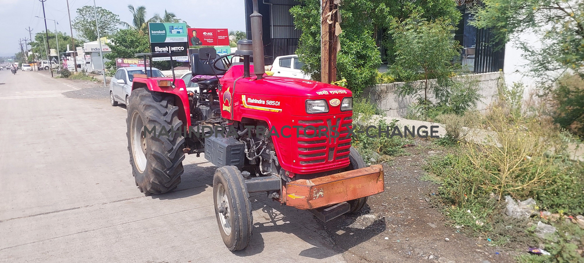 2022 Mahindra 585 DI NST-4