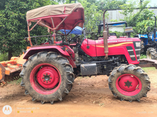 2021 Mahindra YUVO 585 DI 4WD-3