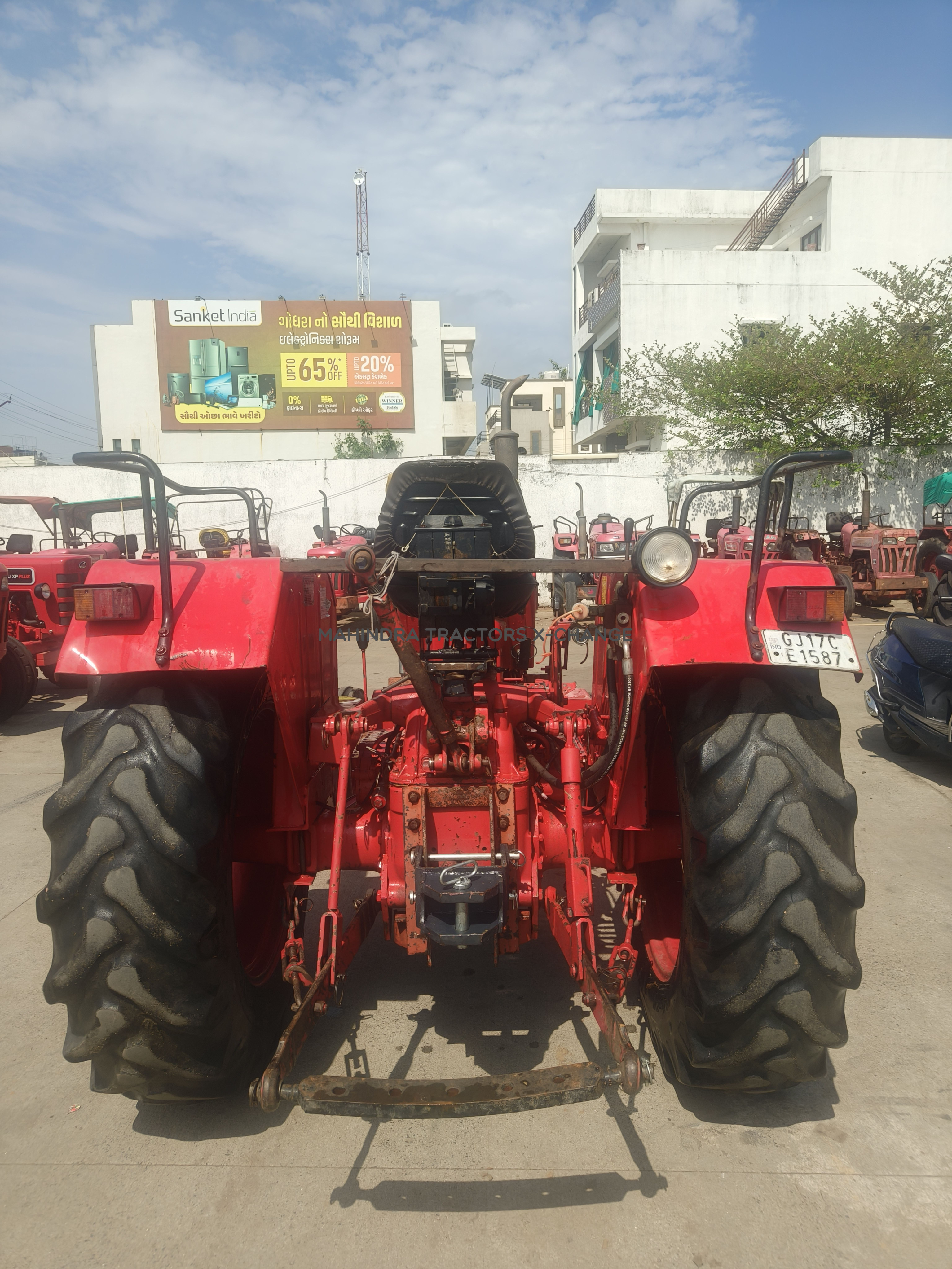 2023 Mahindra 475 DI-3