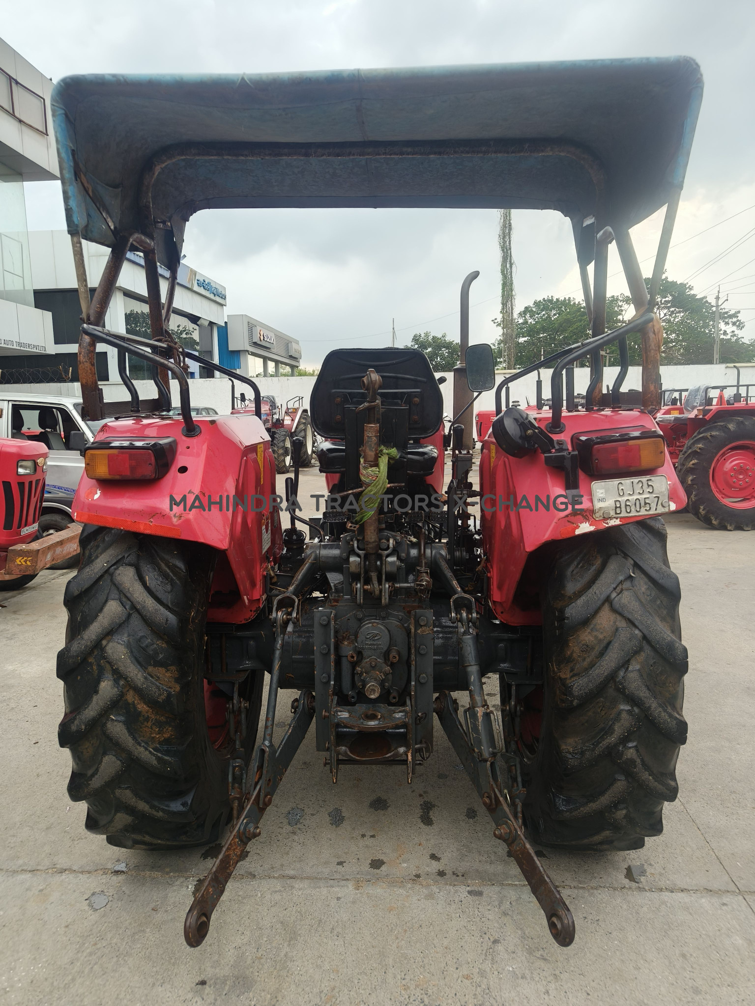 2016 Mahindra 275 DI-3