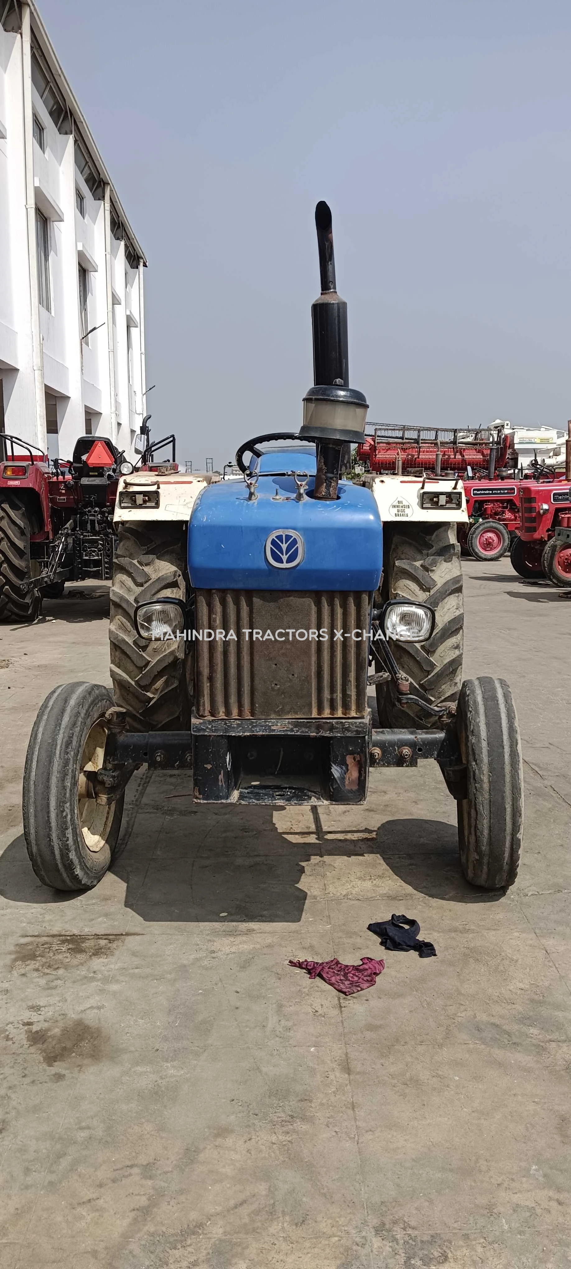 2011 New holland 3230 NX-2