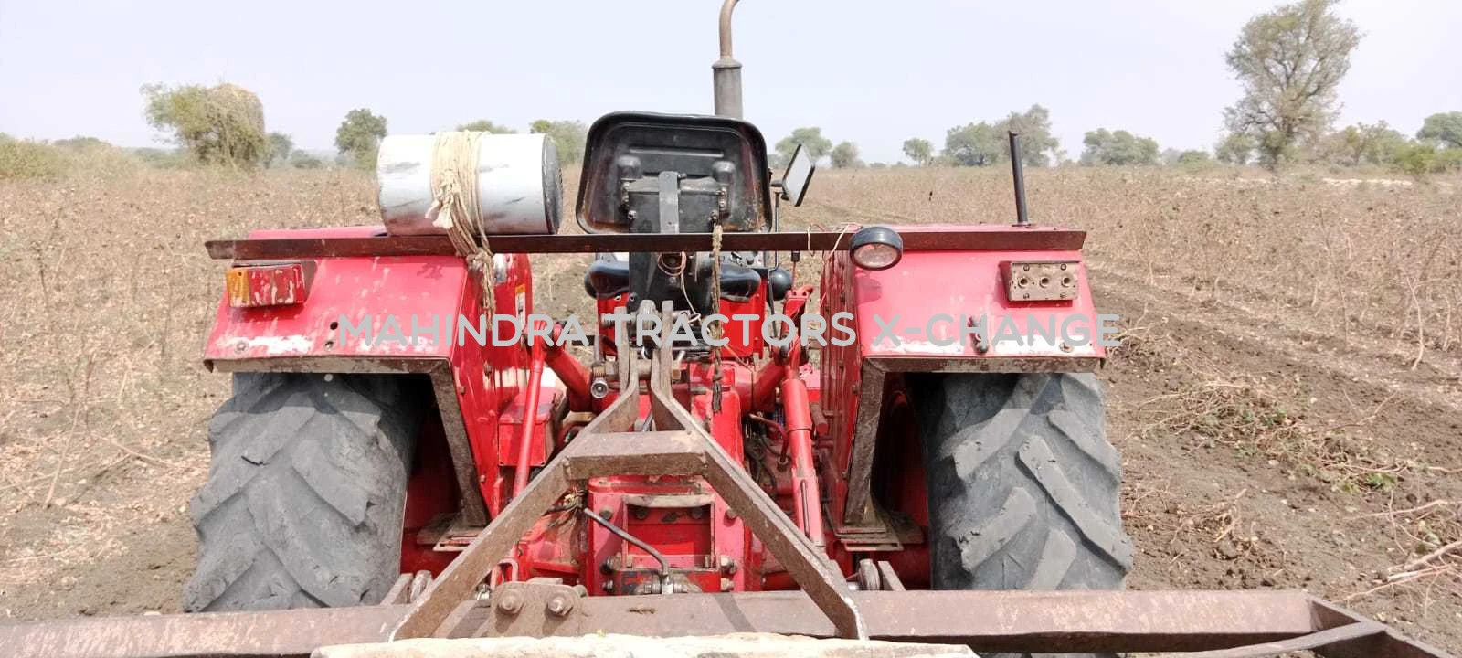 2017 Mahindra 585 DI XP Plus-2