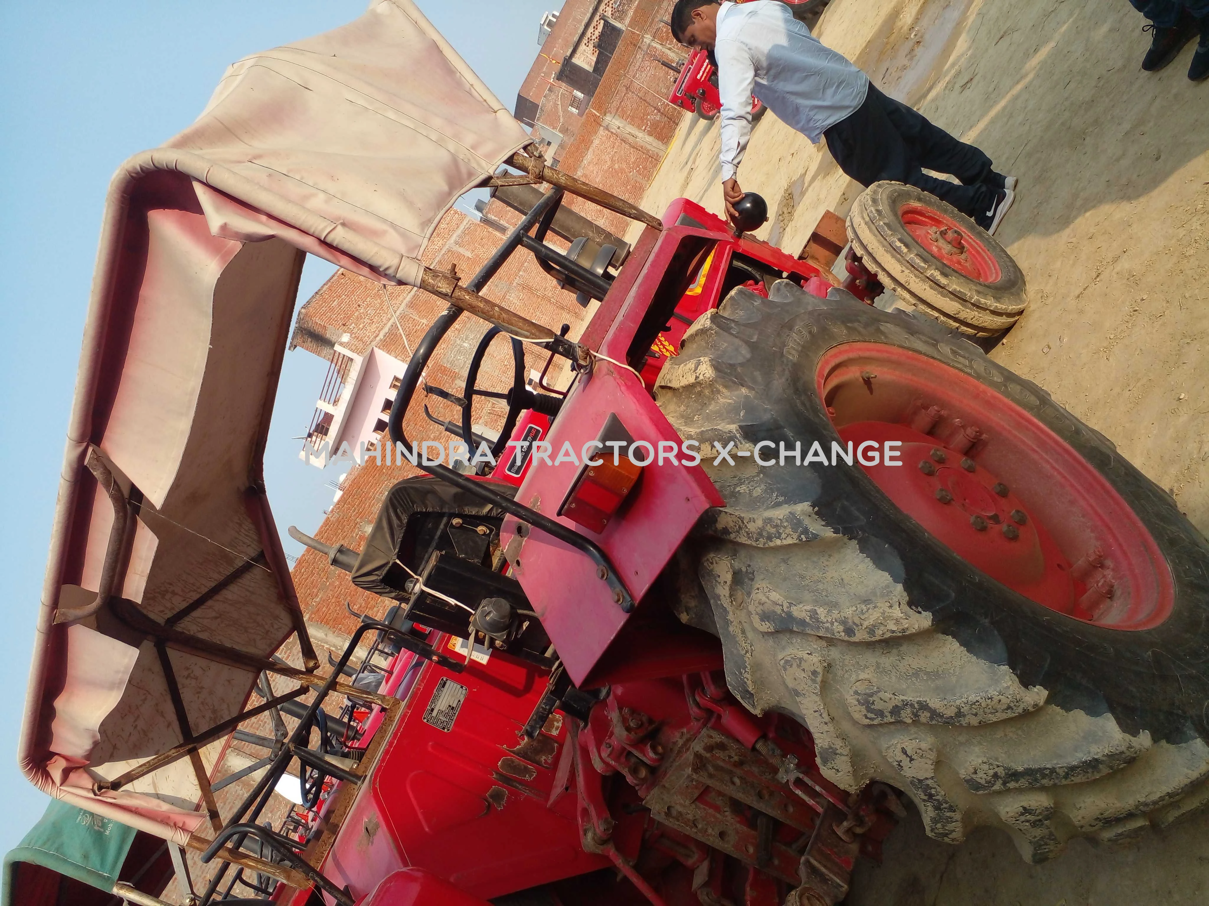 2016 Mahindra 475 DI-4