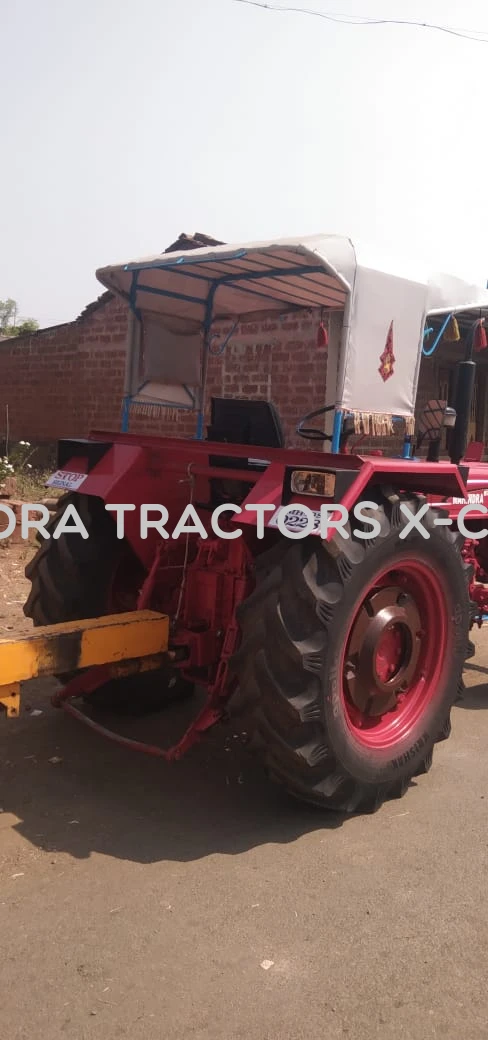 2003 Mahindra 585 DI Sarpanch-1