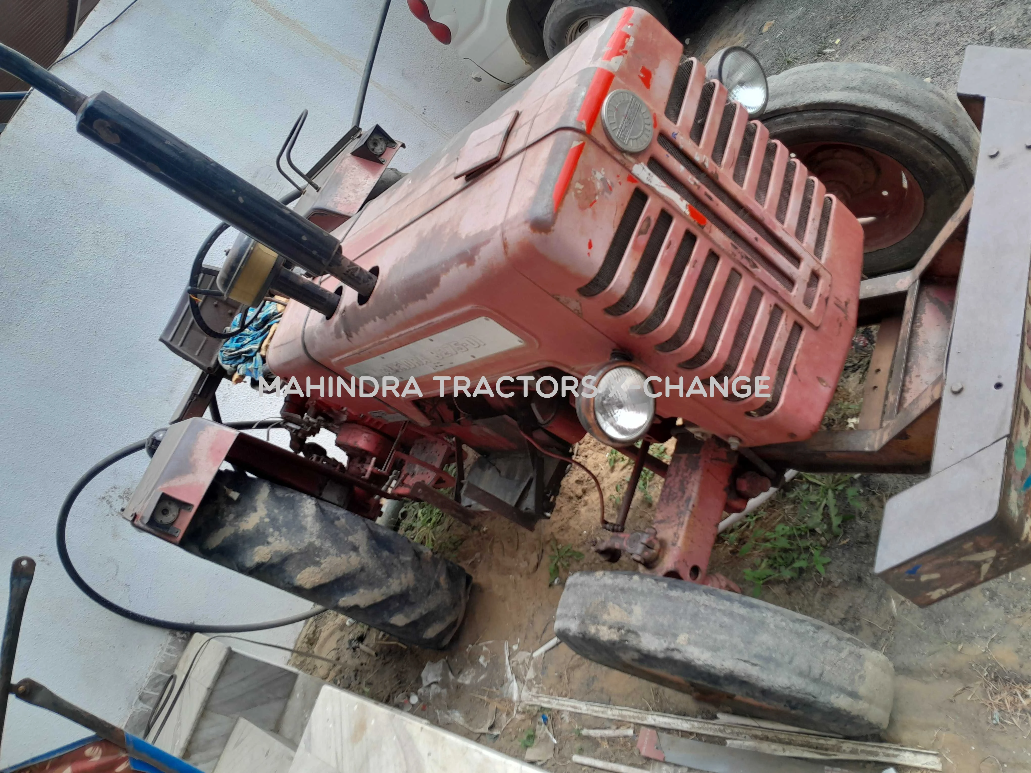 1997 Mahindra 275 DI-3