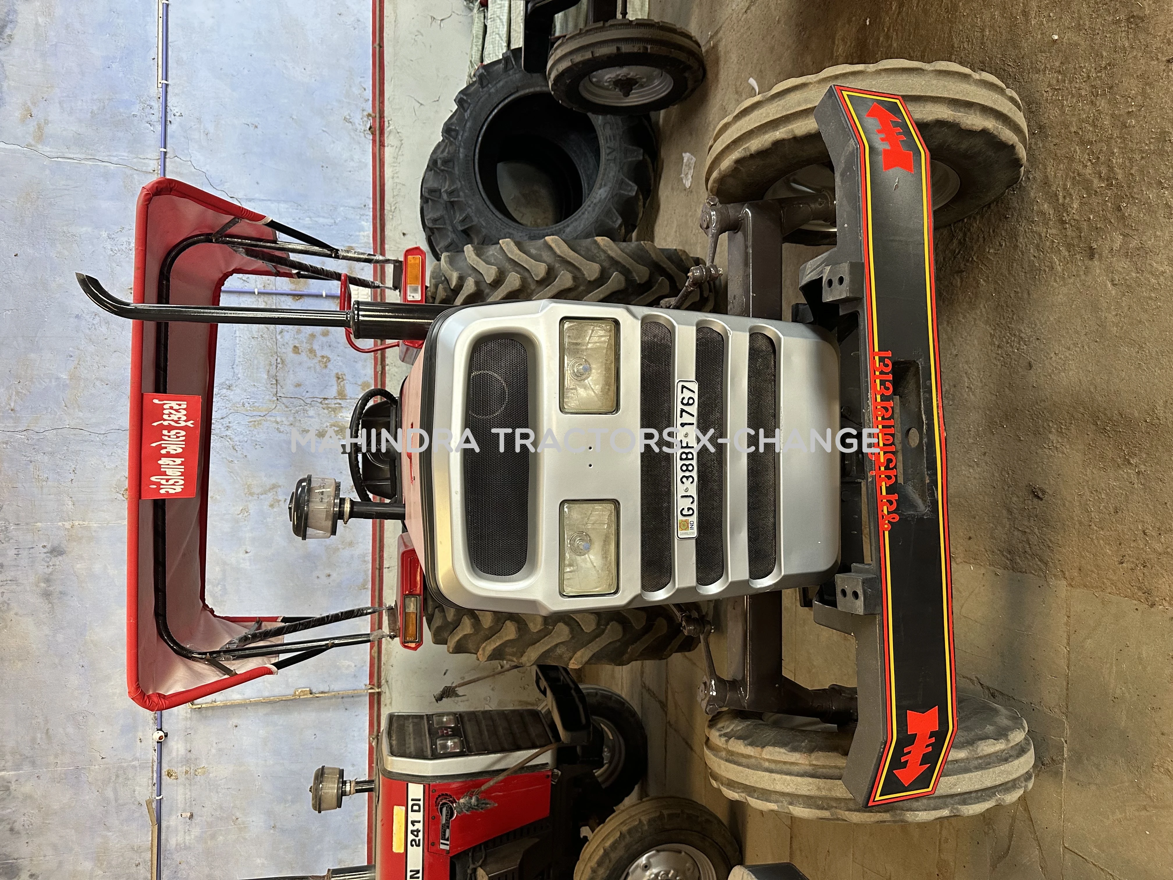 2021 Massey ferguson 241 DI Tonner-1