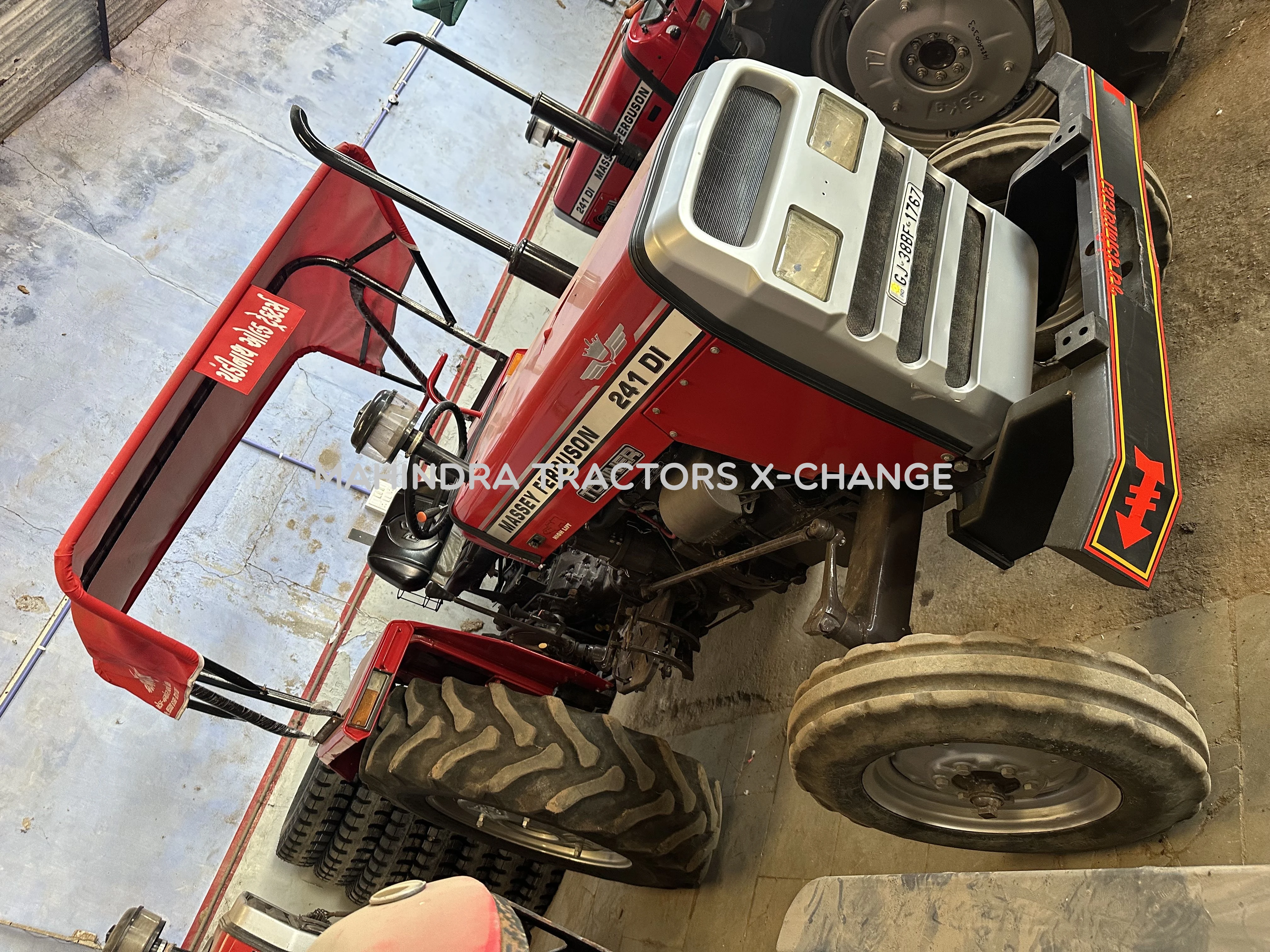 2021 Massey ferguson 241 DI Tonner-3