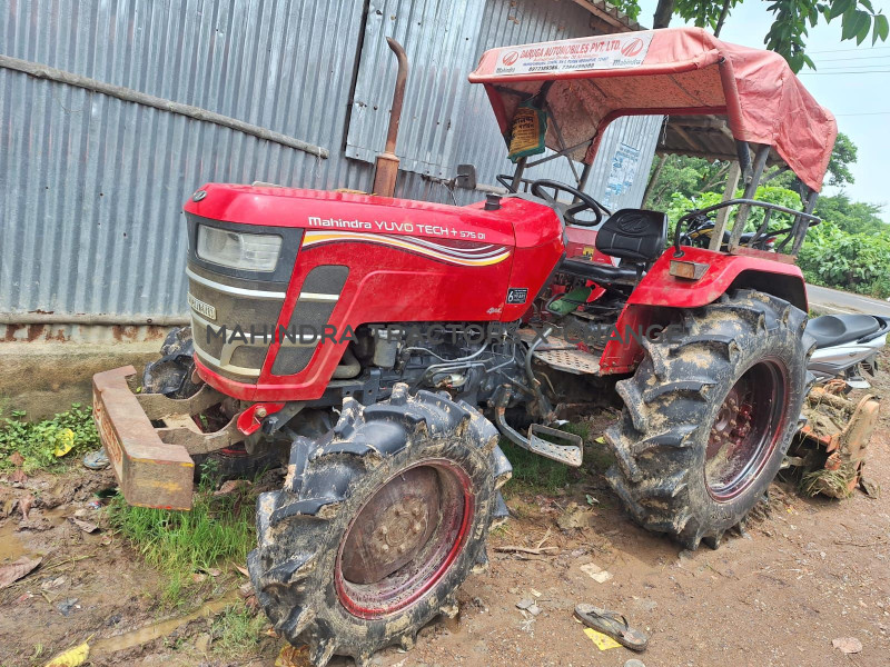 2023 Mahindra YUVO TECH + 575DI-2