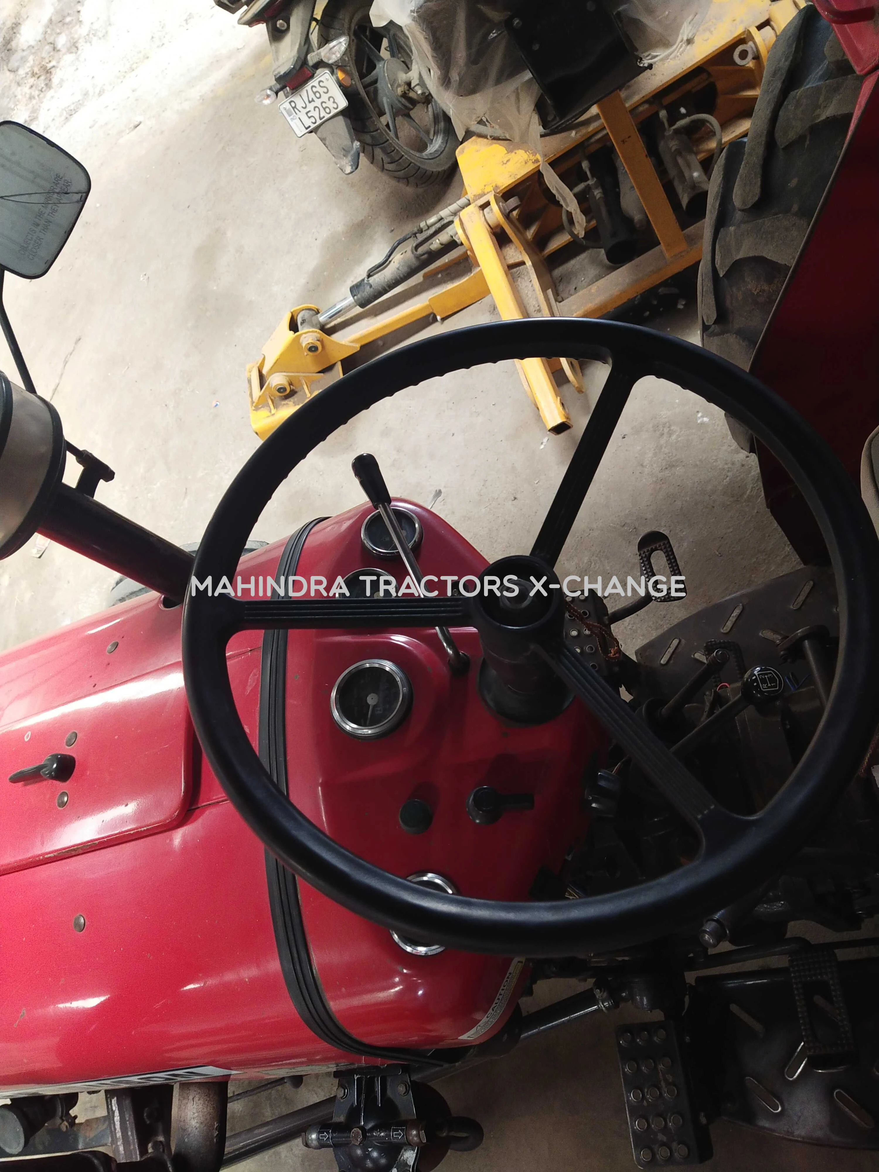 2012 Massey ferguson 1035 DI-4