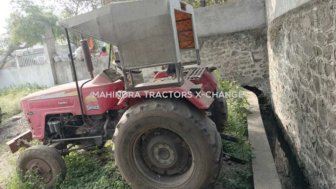 2011 Mahindra 595 DI TURBO-4