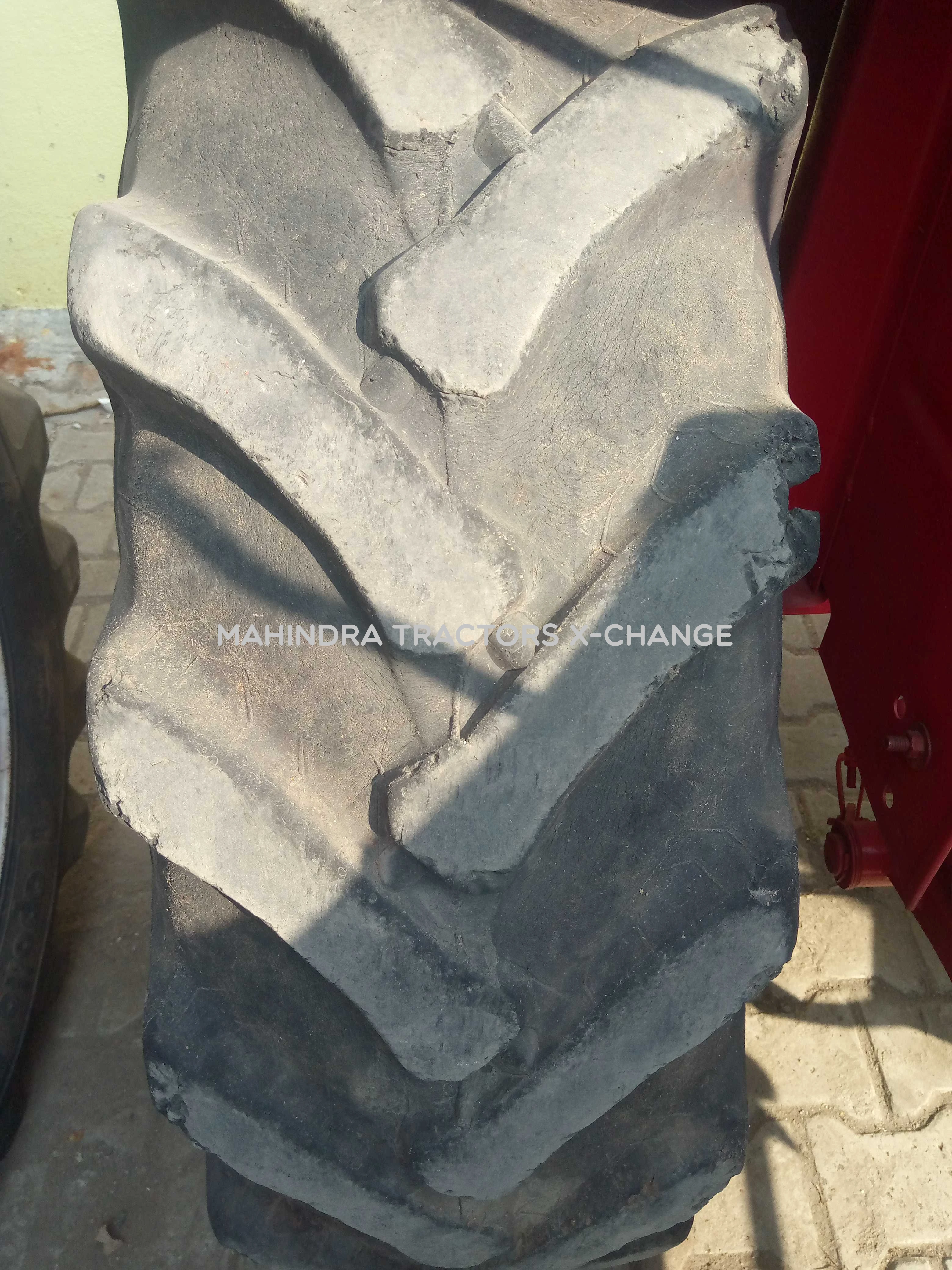 2010 Mahindra 475 DI-5