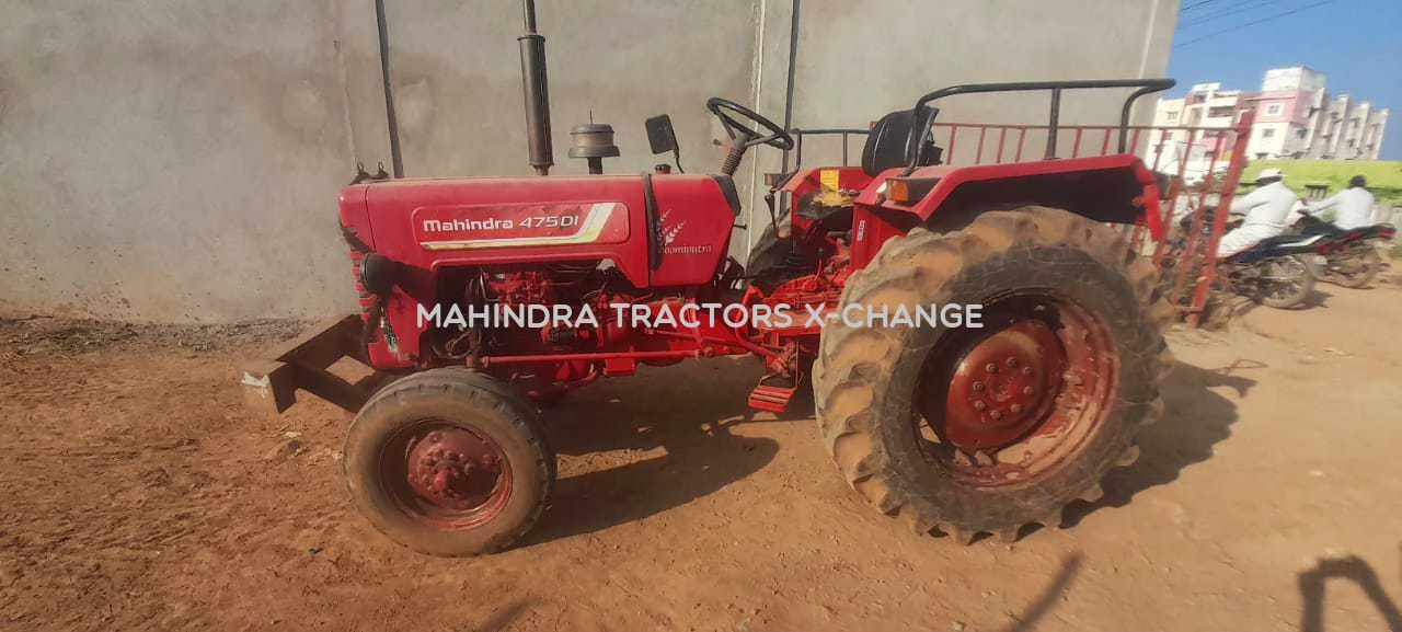2016 Mahindra 475 DI-4