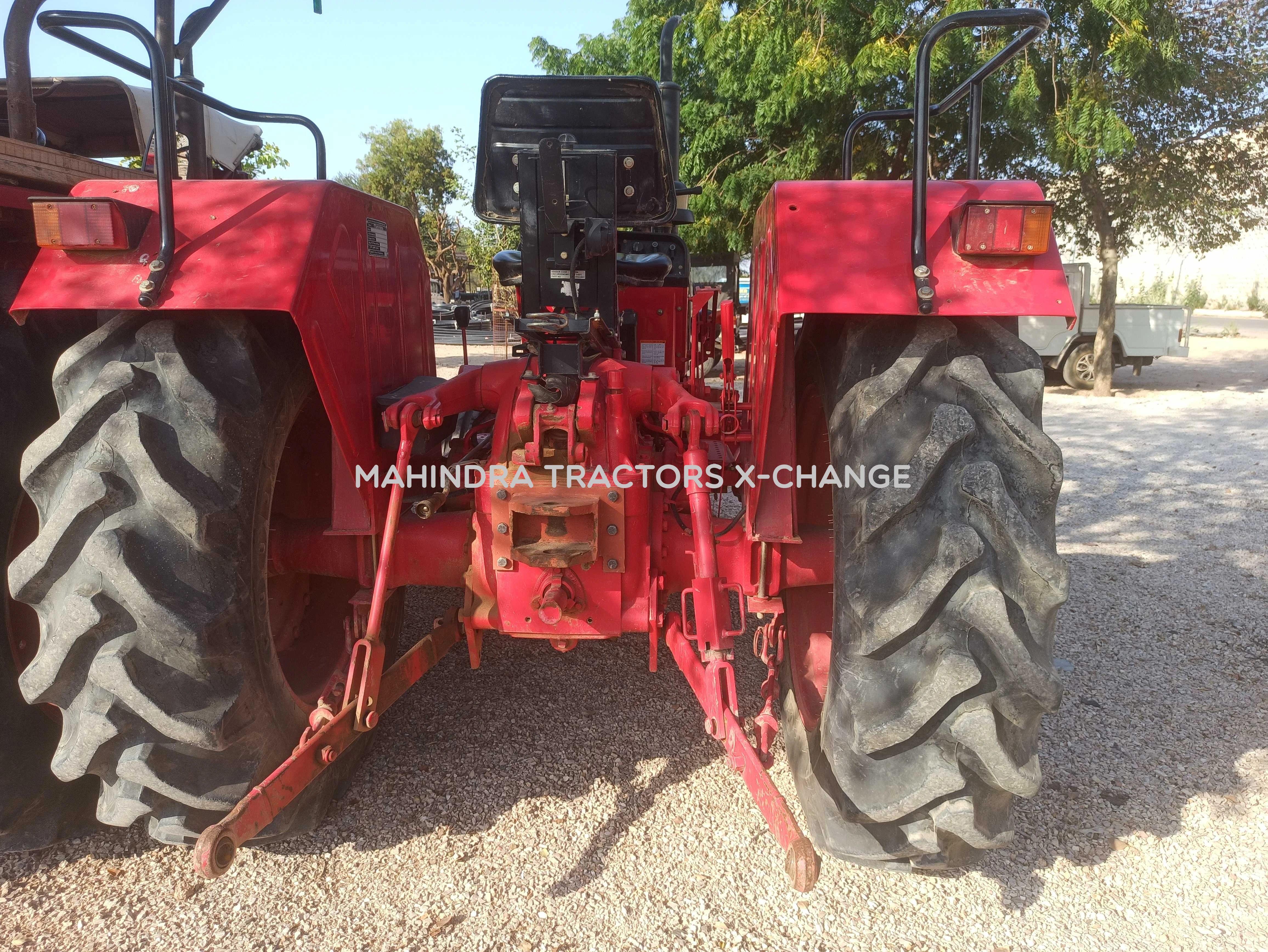 2021 Mahindra 265 DI-3