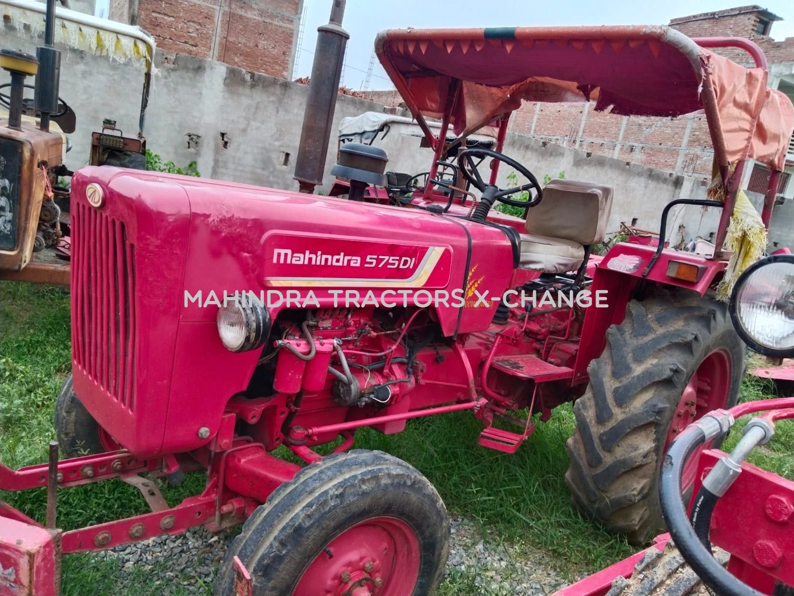 2017 Mahindra 575 DI-2