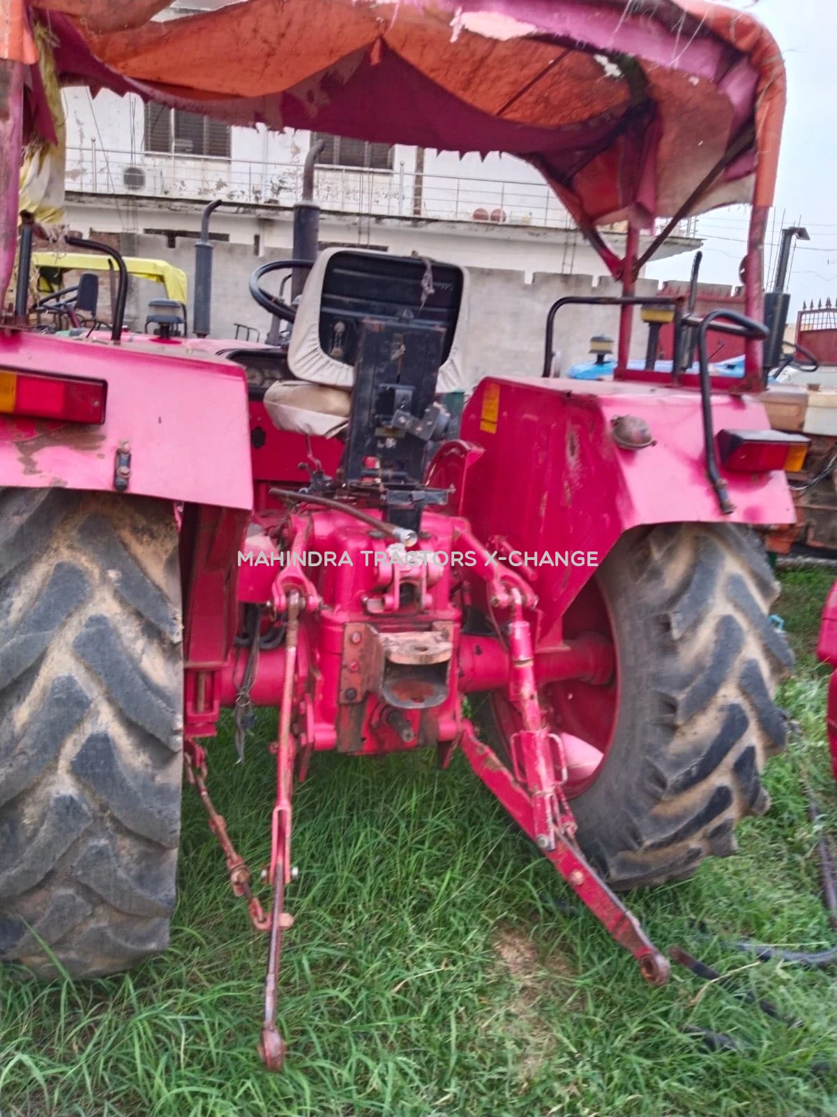 2017 Mahindra 575 DI-3