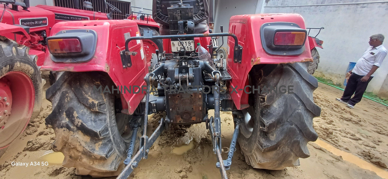 2021 Mahindra 555 ULTRA-3