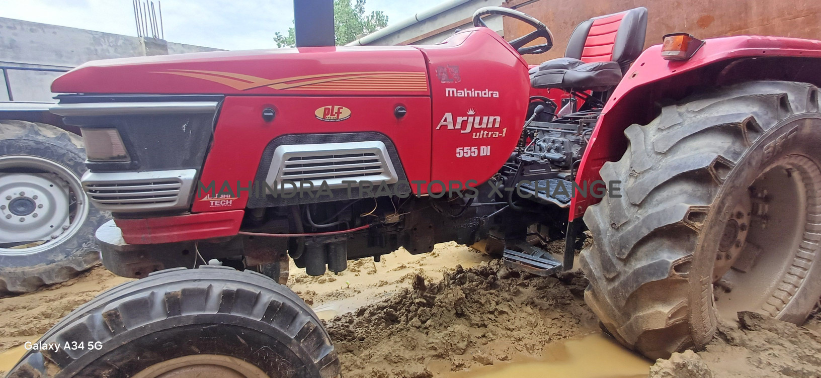 2021 Mahindra 555 ULTRA-2