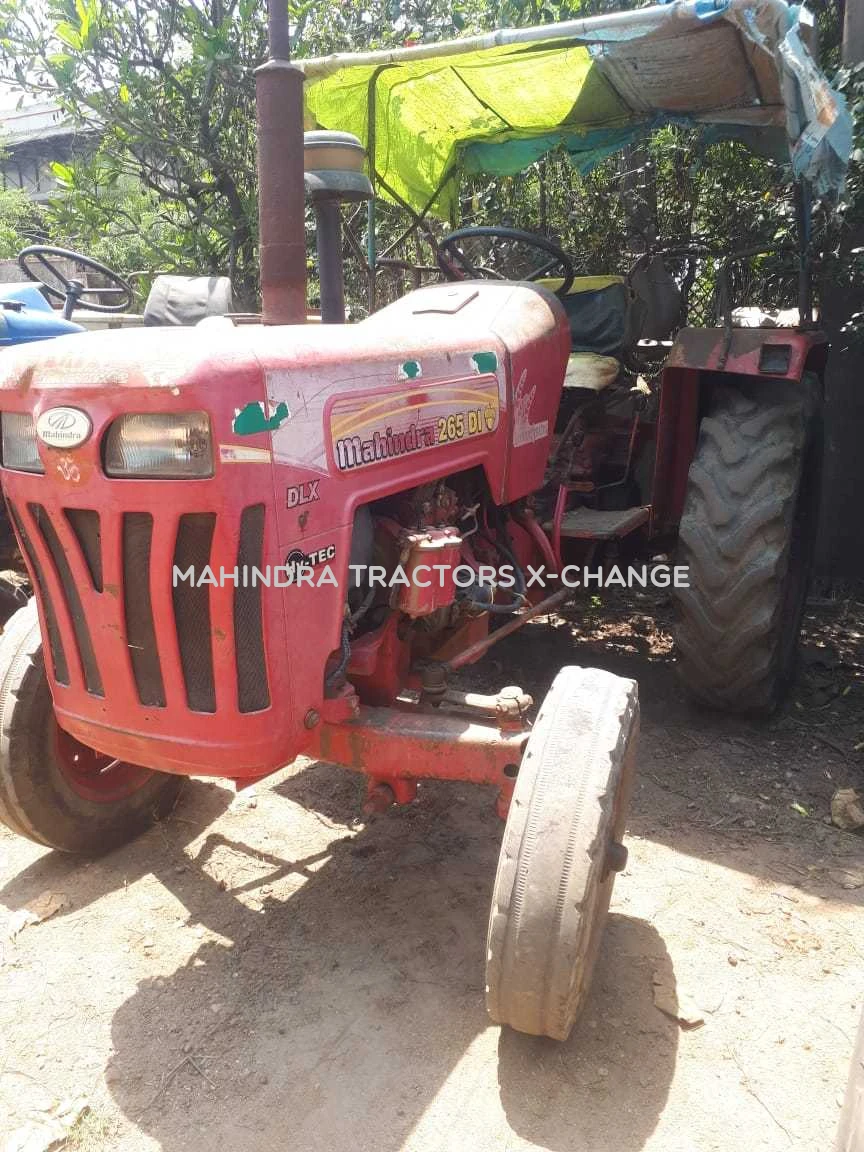 2010 Mahindra 265 DI-3